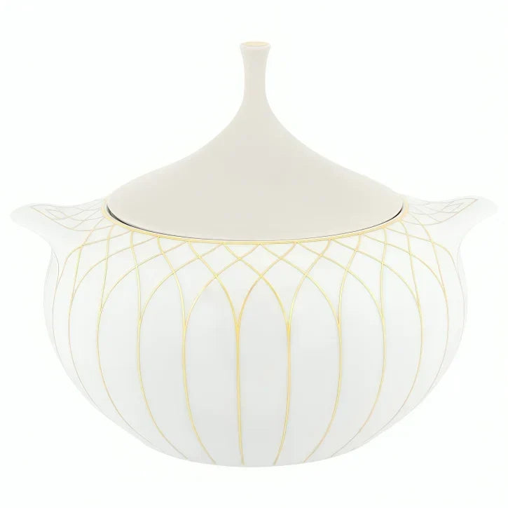 Terrace Porcelain Tureen in White and Gold - The Mayfair Hall