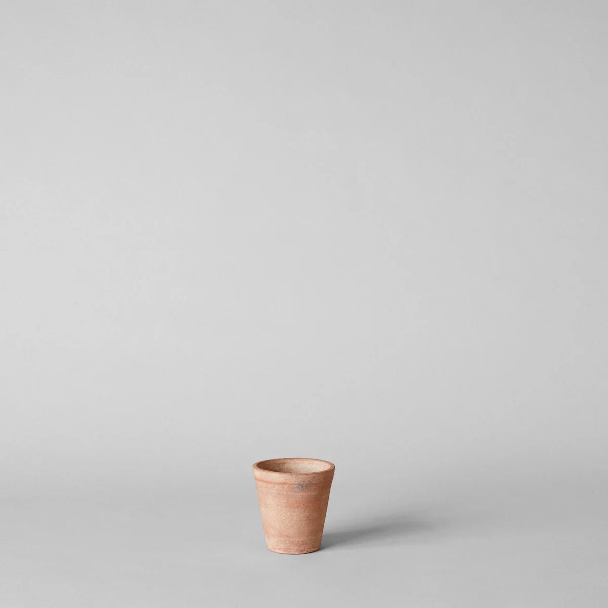 Whitewash Terracotta Studio Planter - The Mayfair Hall