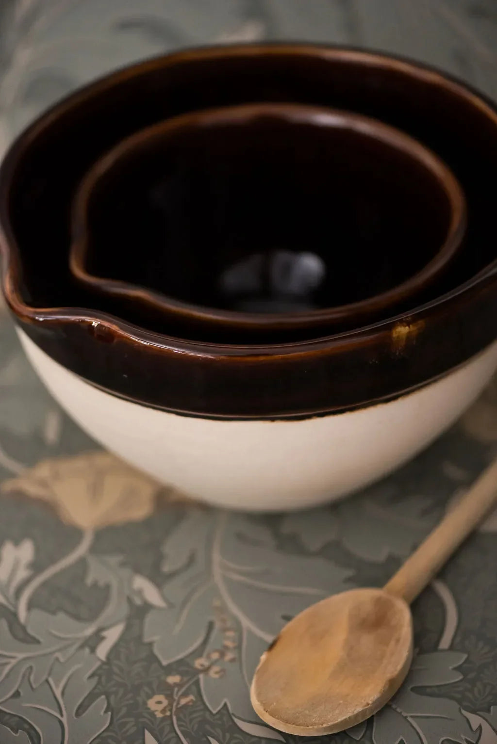 Heritage Stoneware Large Bowl - The Mayfair Hall