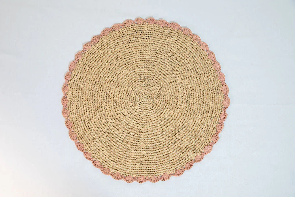 Aura Pink edge placemat, Woven raffia tabletop - The Mayfair Hall
