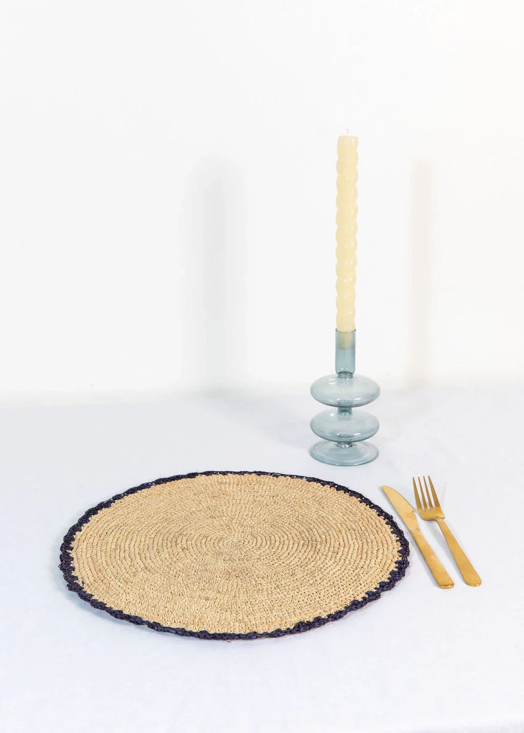Garden Party Pinwheel Raffia Placemat, Set of 2, 4 and 6 - The Mayfair Hall