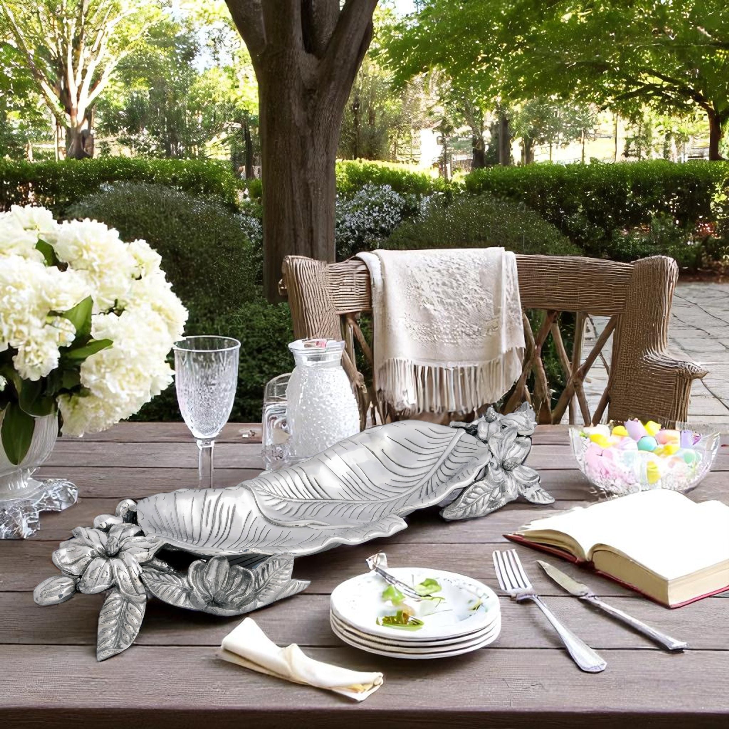 Magnolia Centerpiece Tray