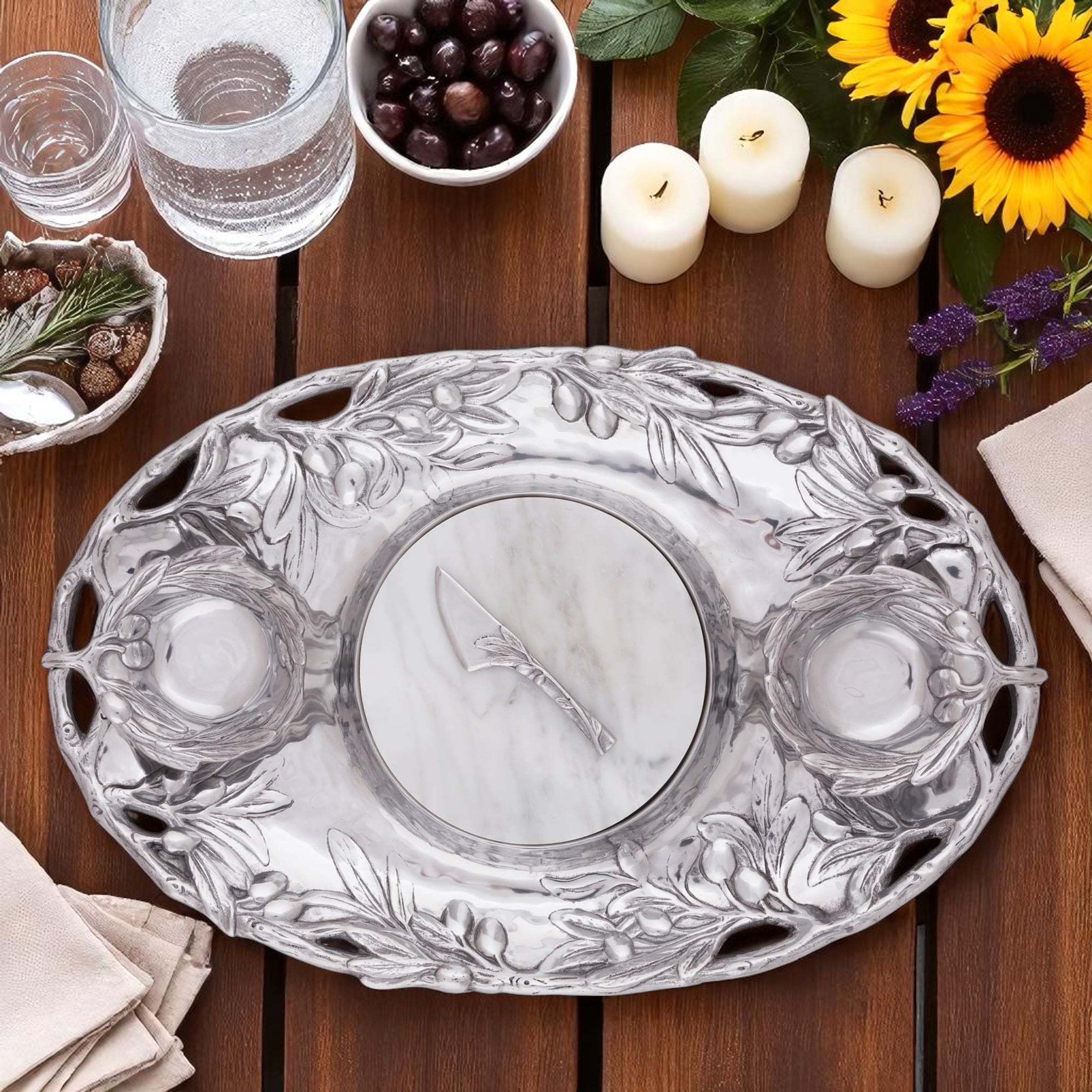 Olive Entertainment Tray