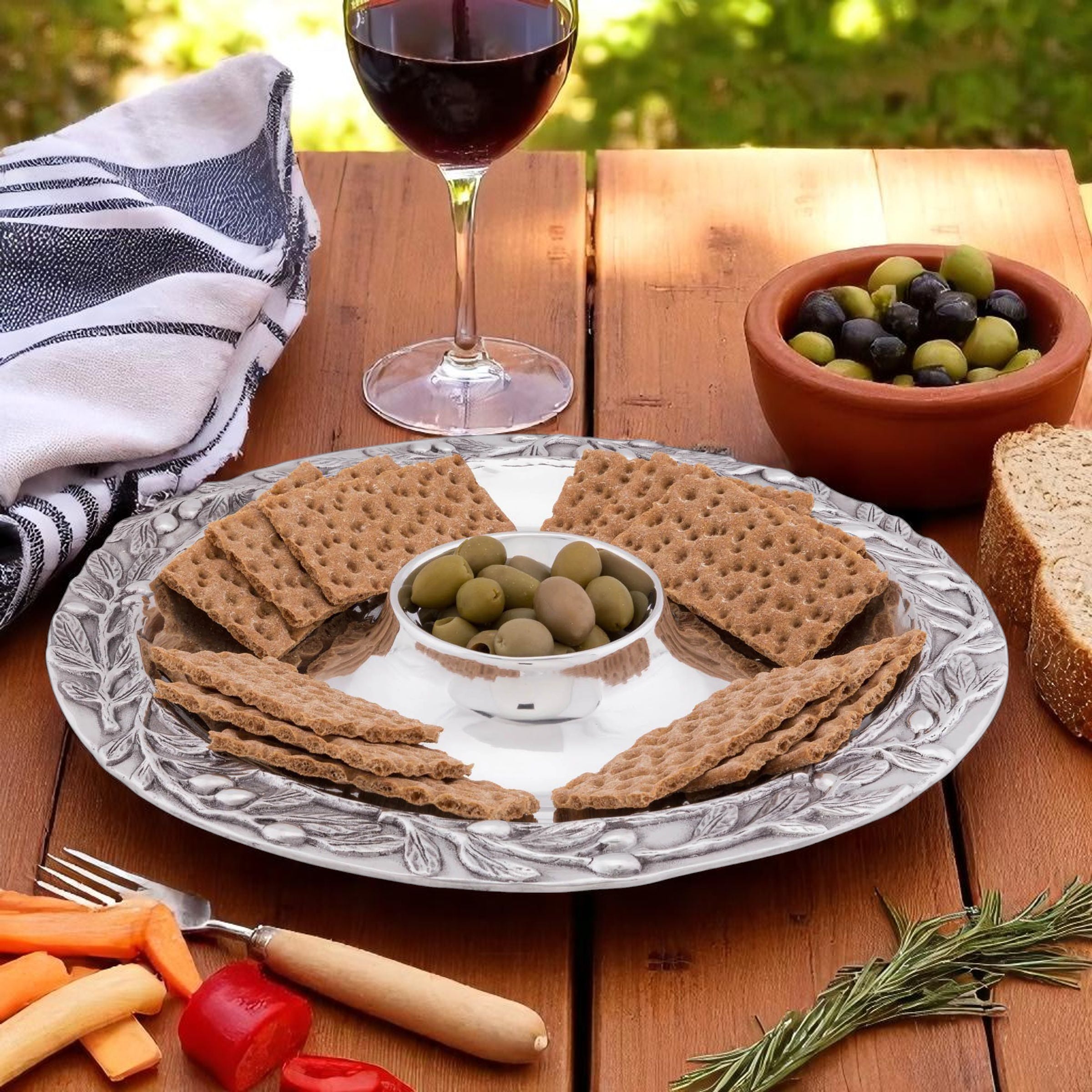 Olive Chip and Dip Set