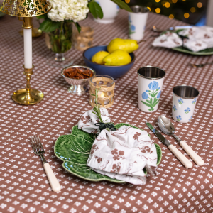 Beatrice Chocolate Ruffled Napkins - Set of 4