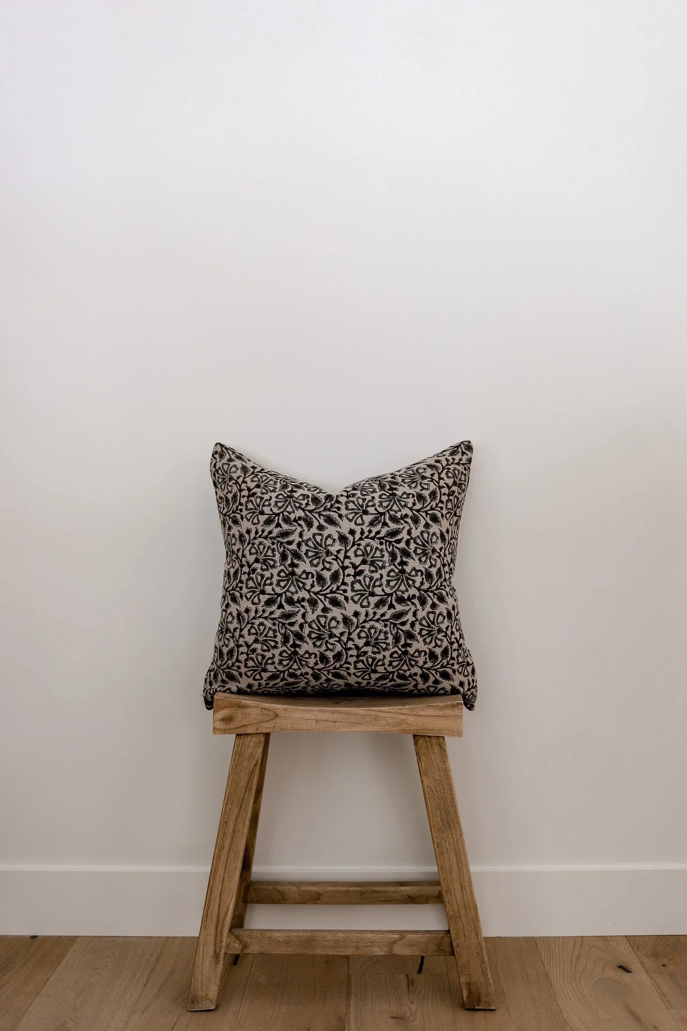 Essie Floral Pillow Cover - The Mayfair Hall