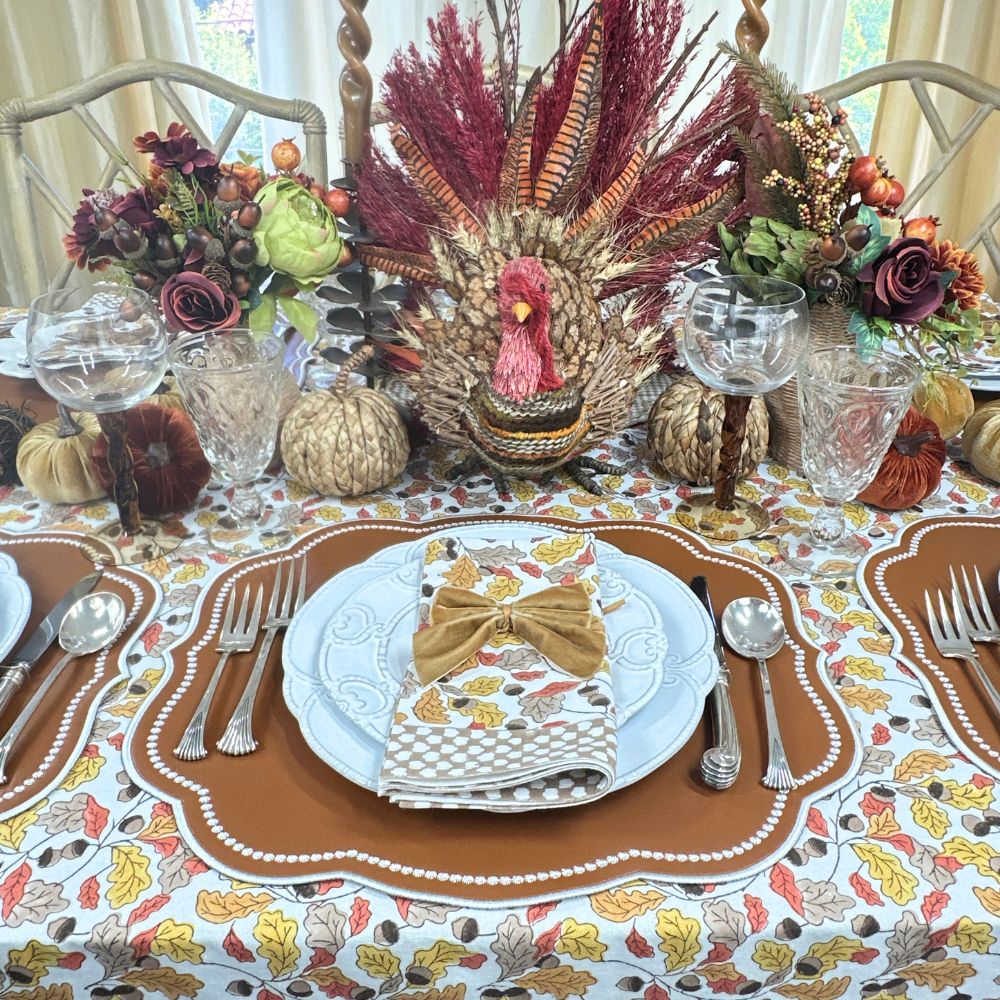 Acorns & Leaves - Tablecloth