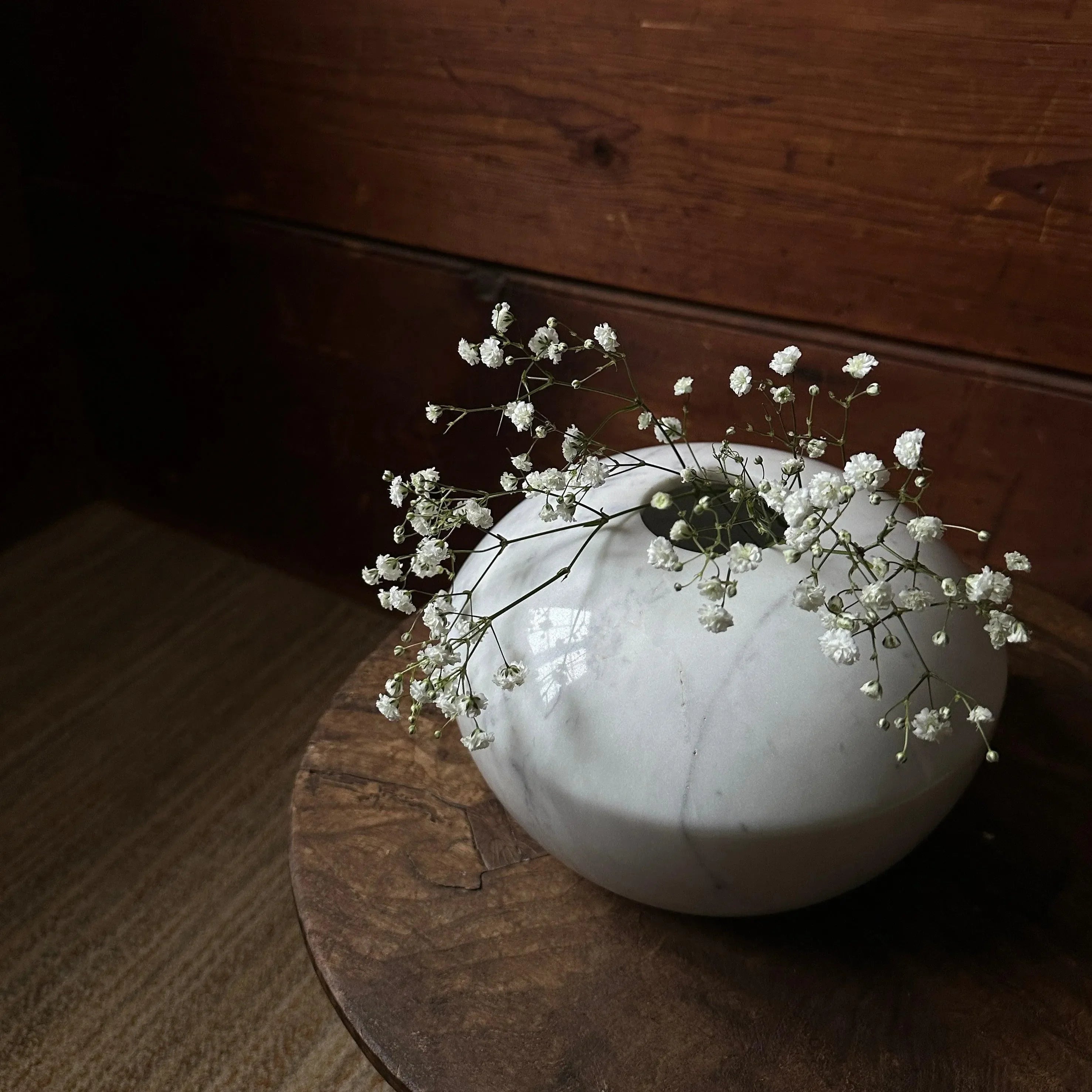 Marble Aria Vase in Cloud - The Mayfair Hall