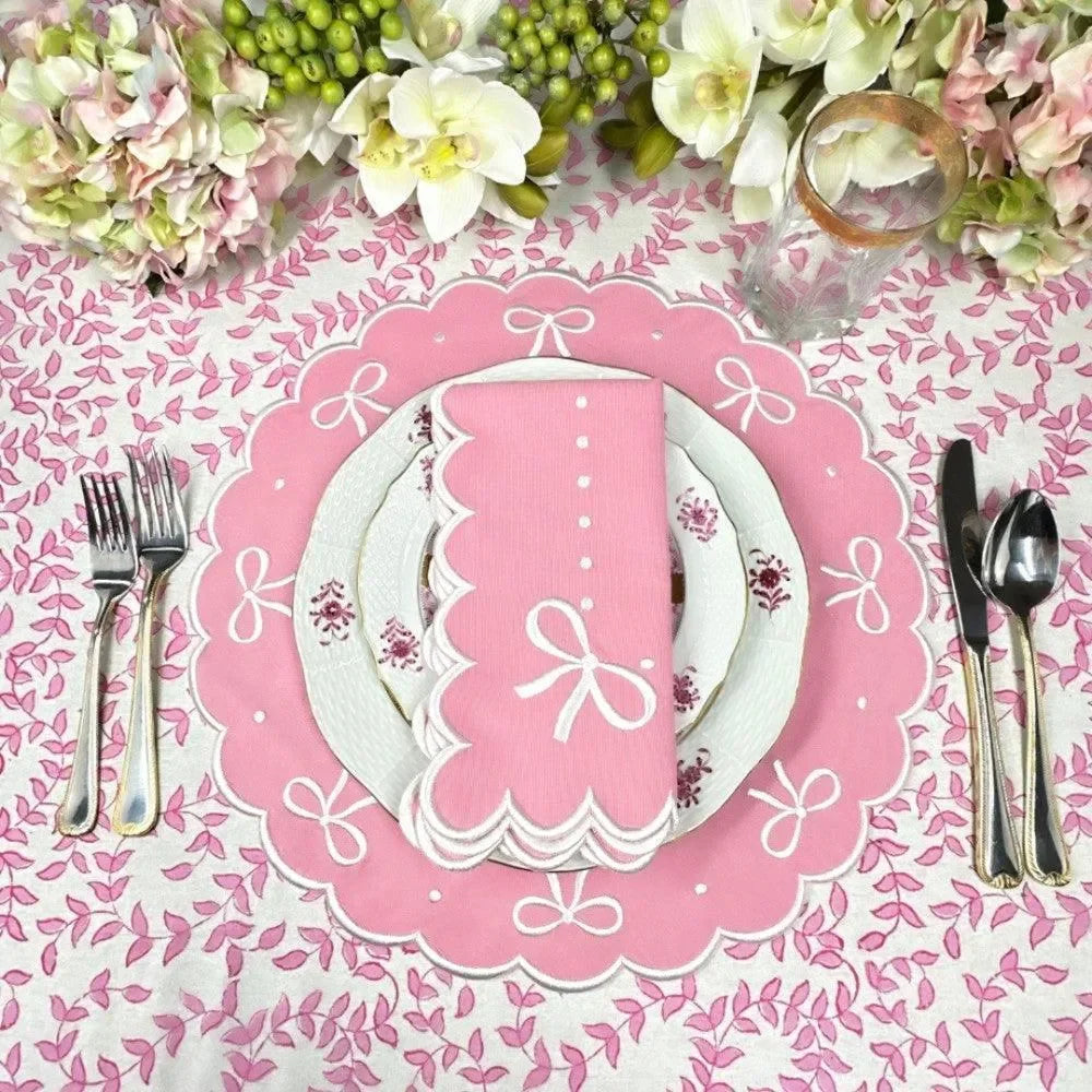 Juliet Bows Cotton Placemat in Pink (Set of 4) - The Mayfair Hall