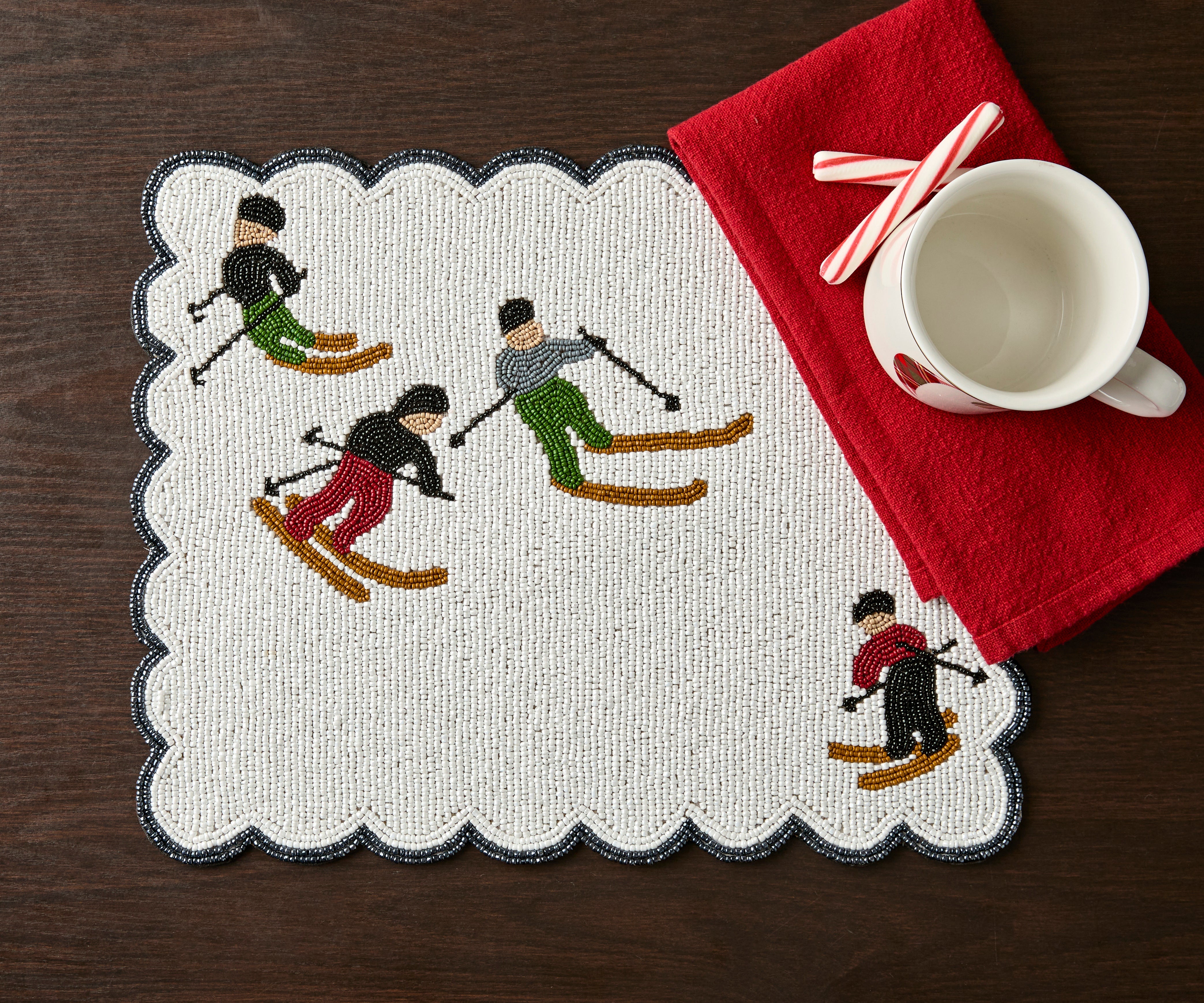 Winter Skier Christmas placemats Set – Snowy Mountain Dining Table Decor – Winter Wonderland Table Setting