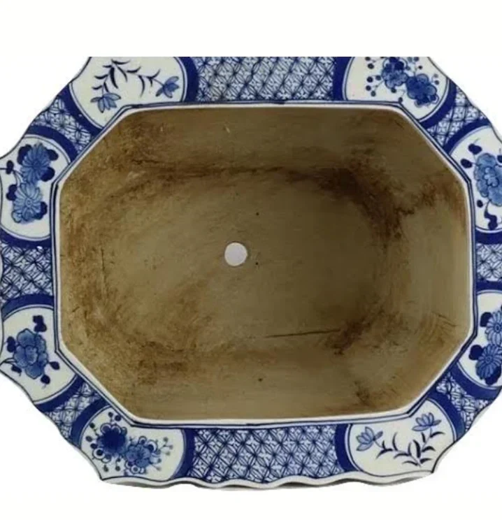 Figurine Scalloped Pierced Planter - The Mayfair Hall