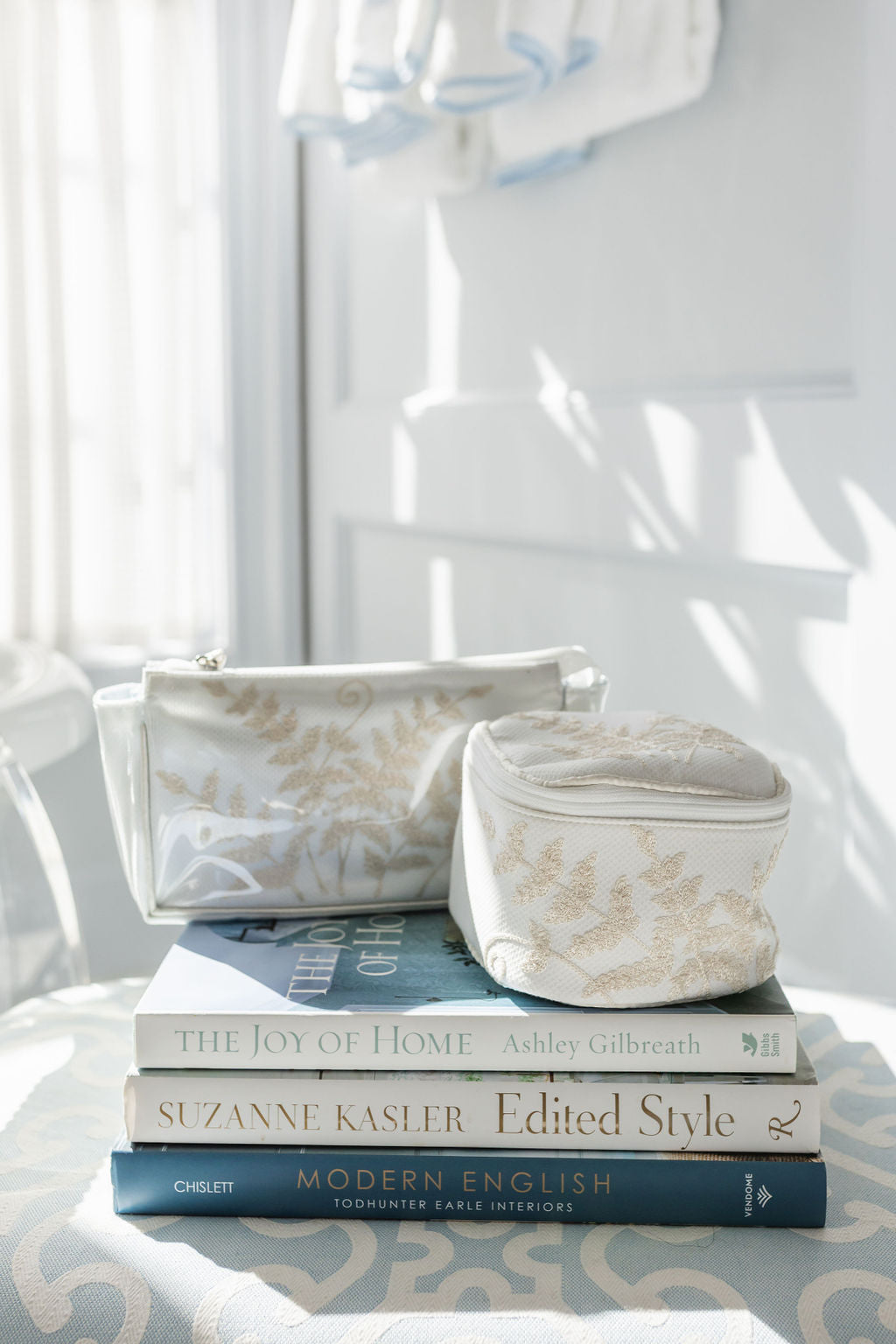 FERN SMALL MAKEUP BAG - IVORY