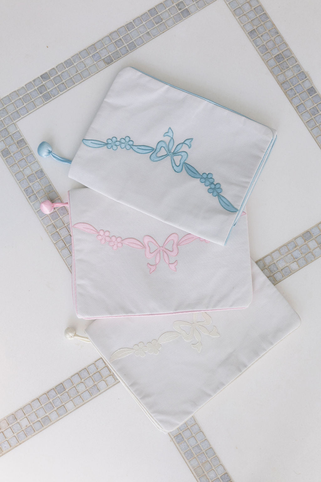 FLORAL BOW LINGERIE ENVELOPE