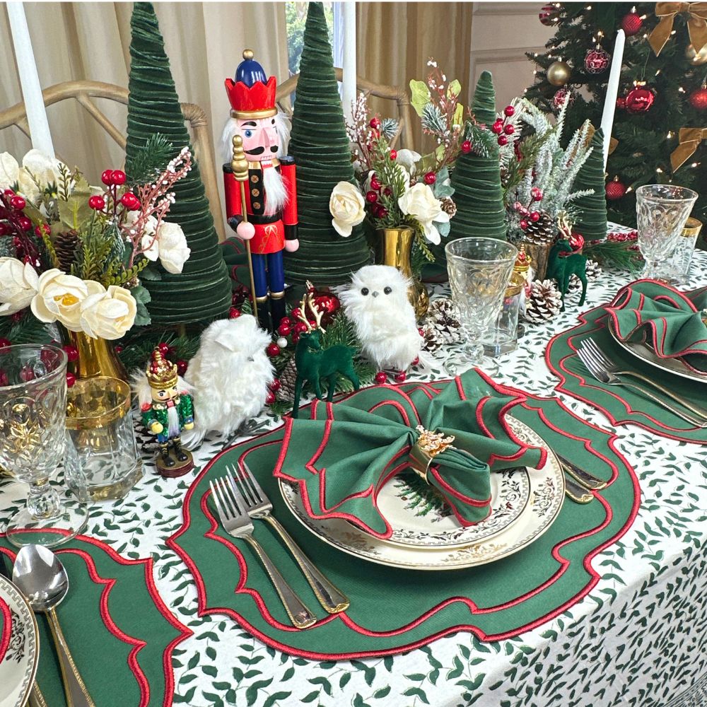 Green Christmas Belle Napkin (Set of 4)