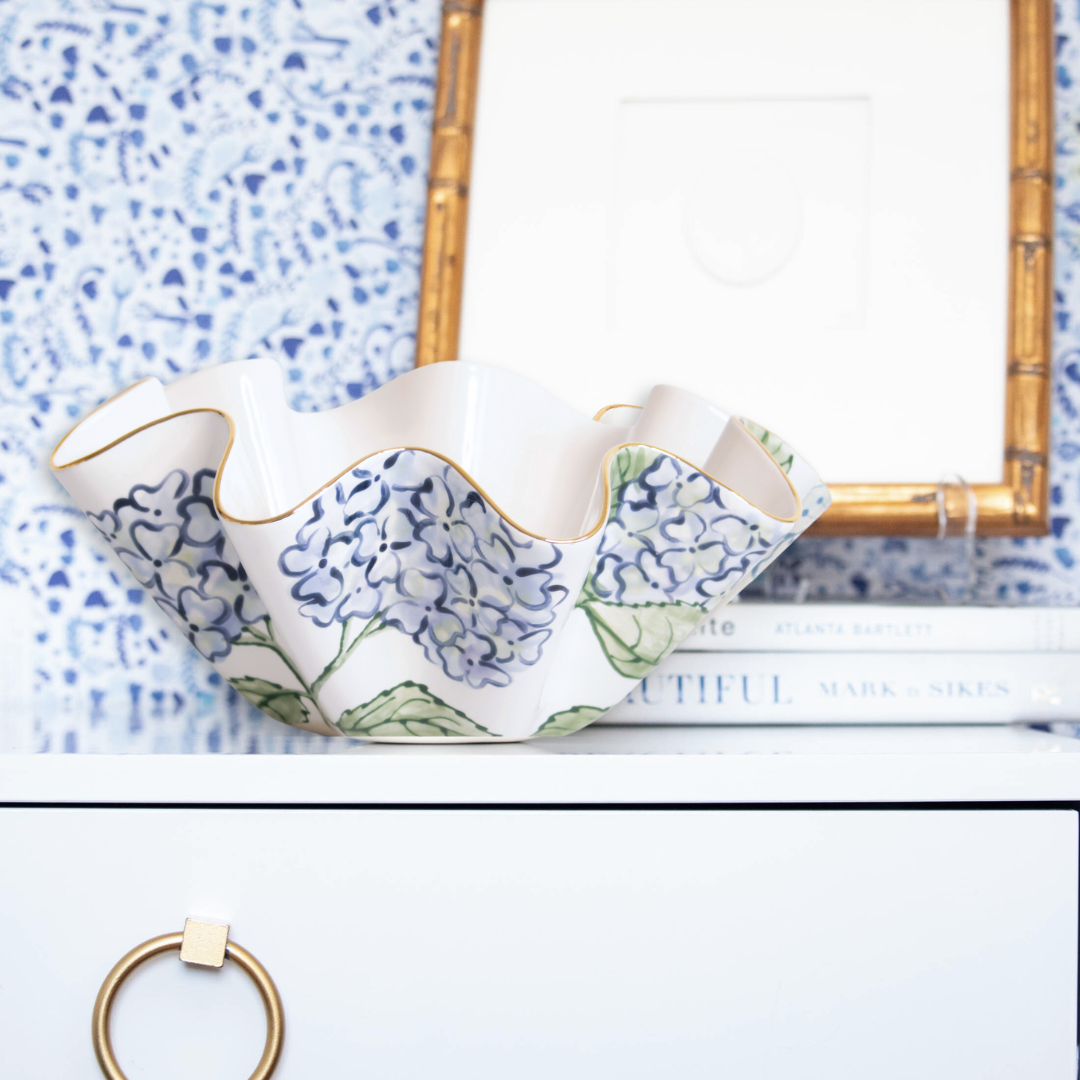 Bijou Blue Hydrangea Wavy Bowl