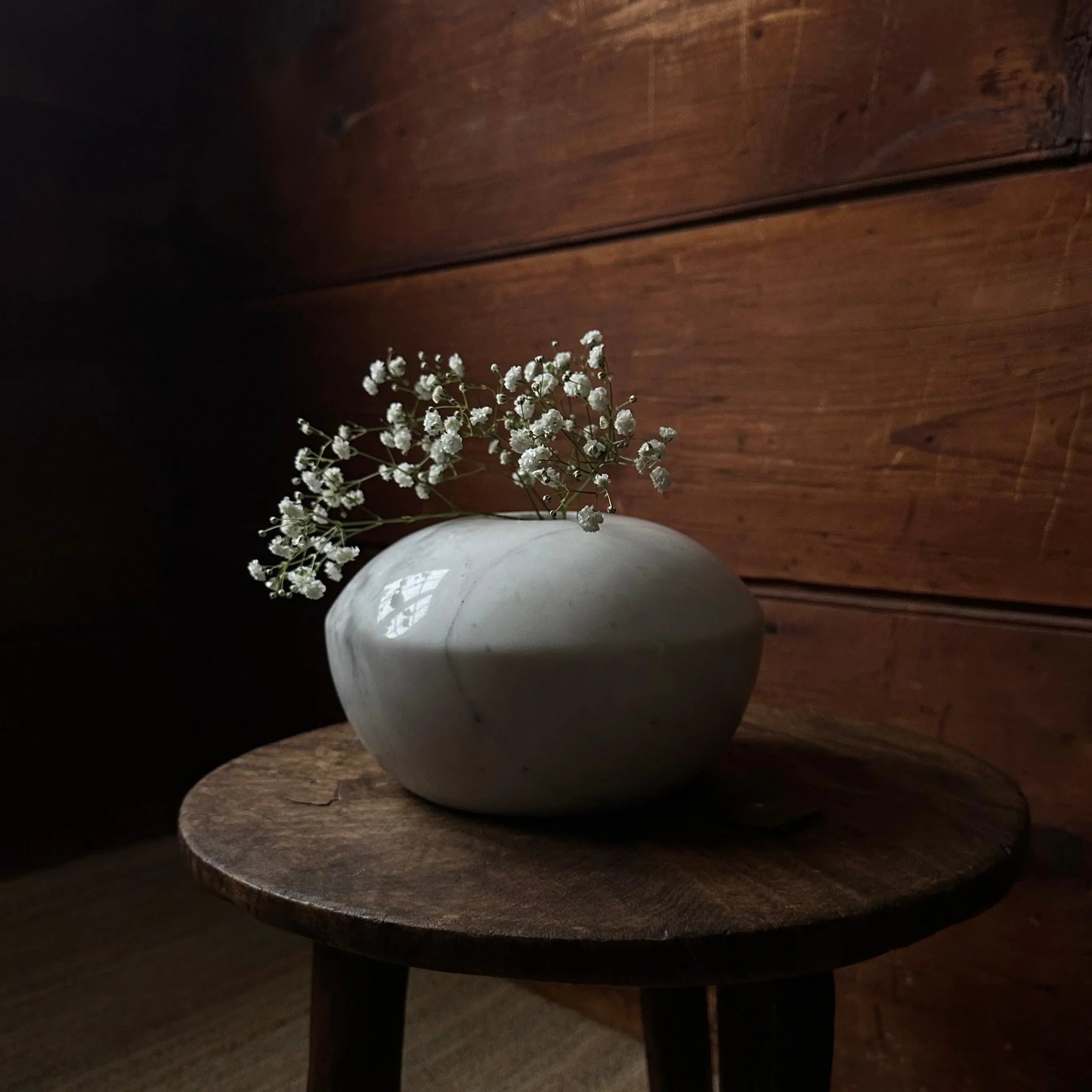 Marble Aria Vase in Cloud - The Mayfair Hall