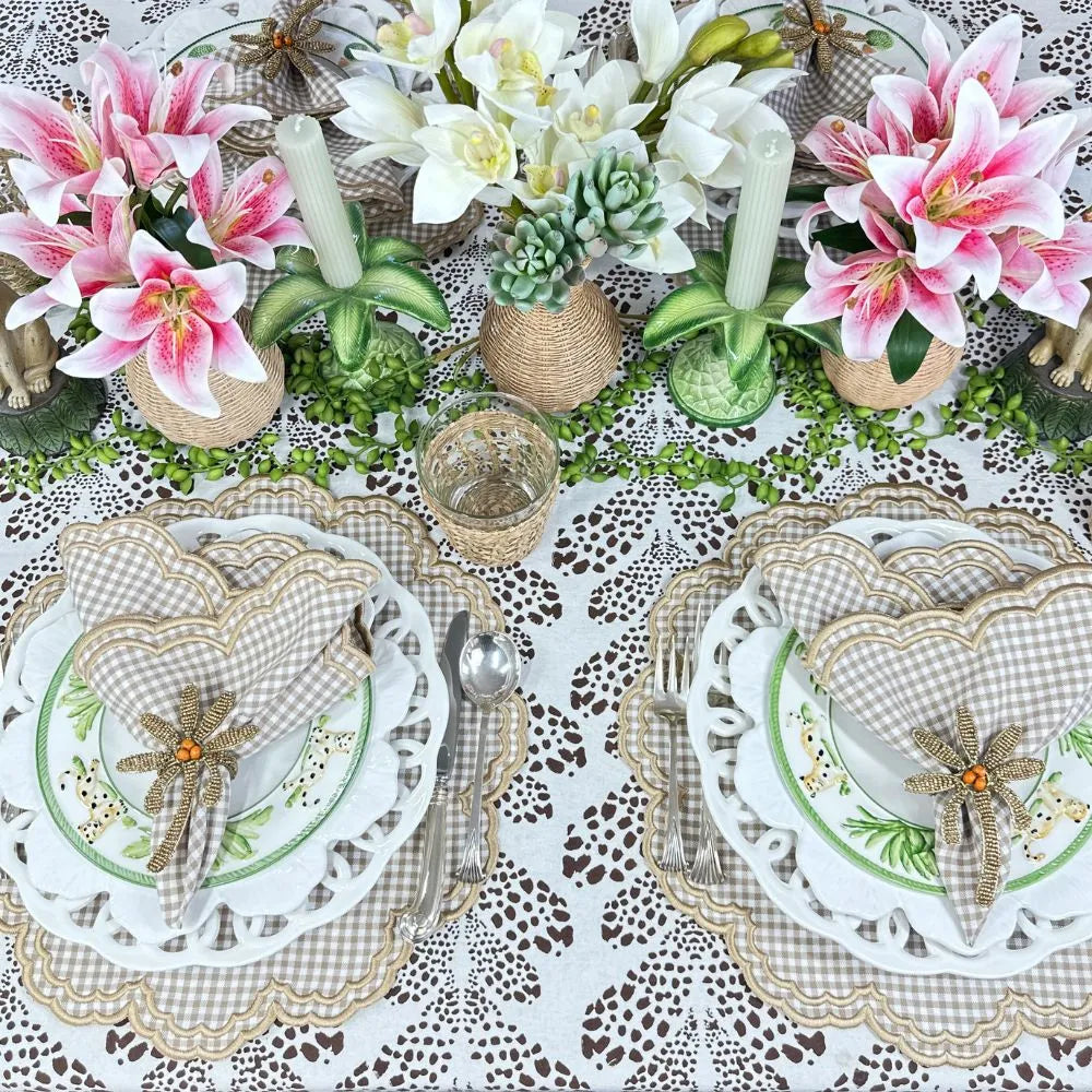 Bettina Placemat in Wheat Gingham with Scalloped Embroidery (Set of 4)