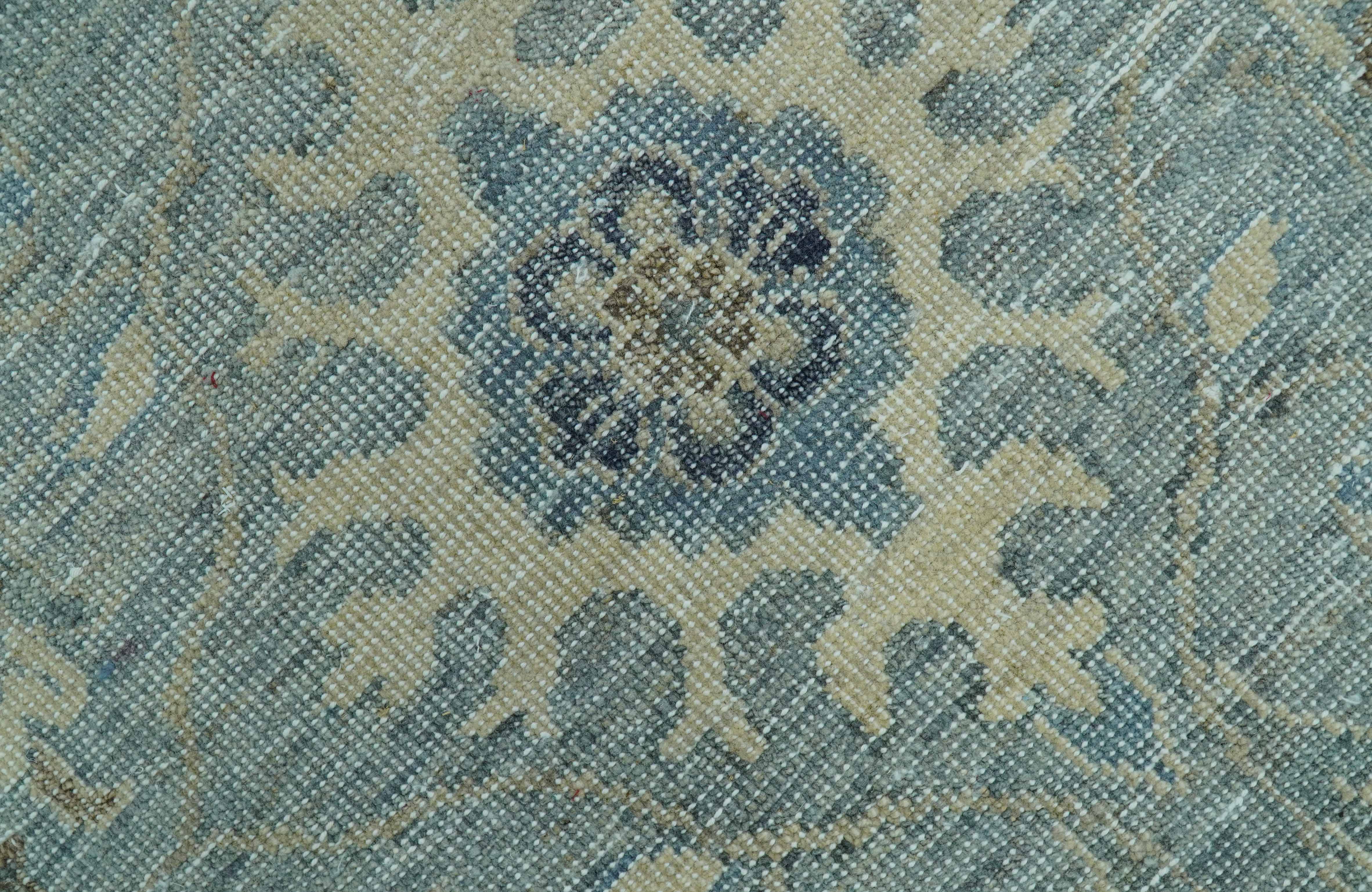 Distressed traditional And Beige Hand Knotted 10x14 Wool Area Rug