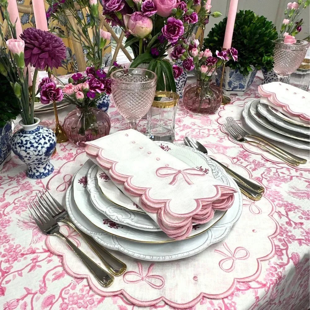 Studio Collection Juliet Bows Linen Placemats in White and Pink (Set of 4) - The Mayfair Hall