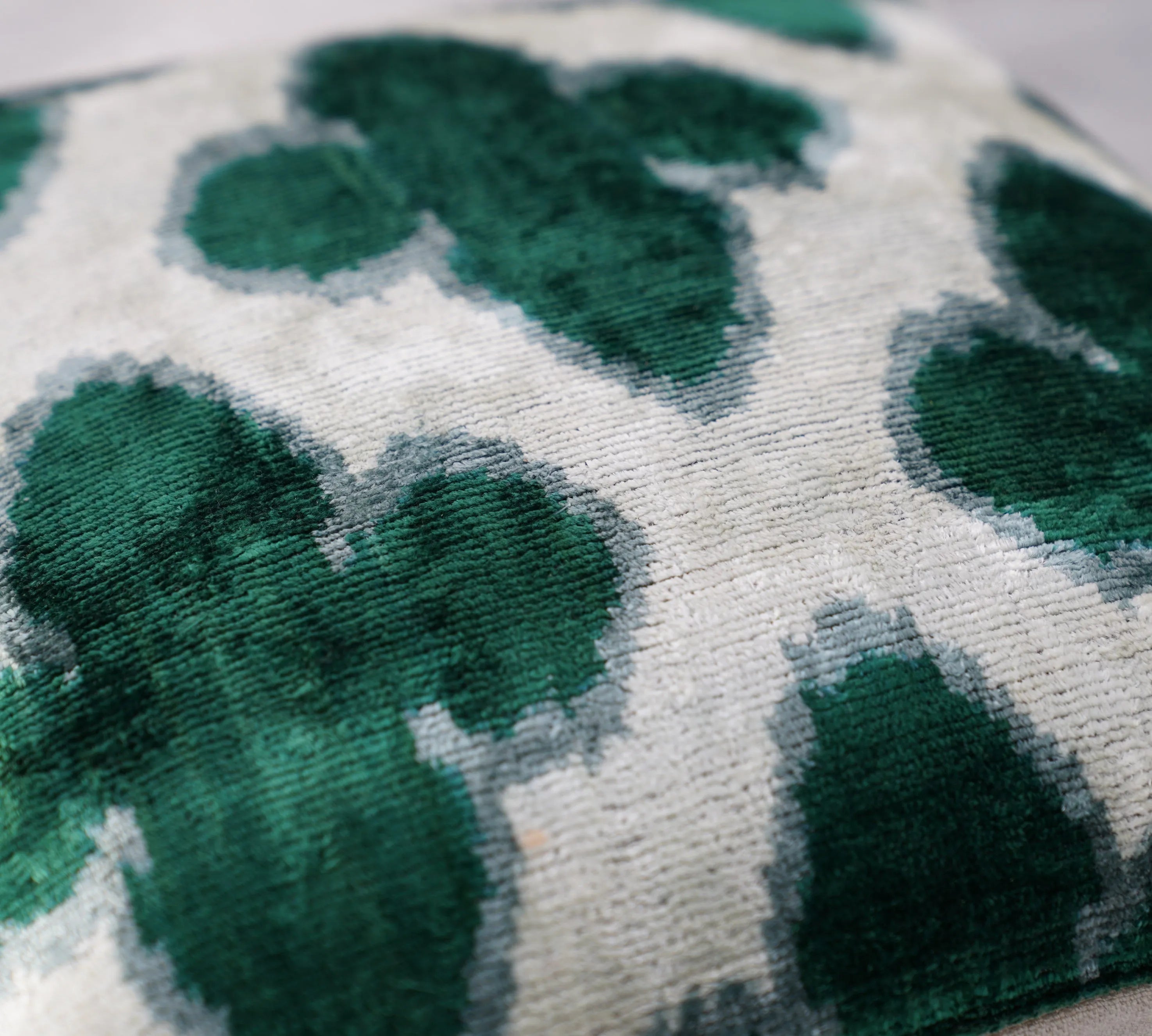 Canvello Luxury Leaf Green Carbon Grey Pillow for Couch | 16x16