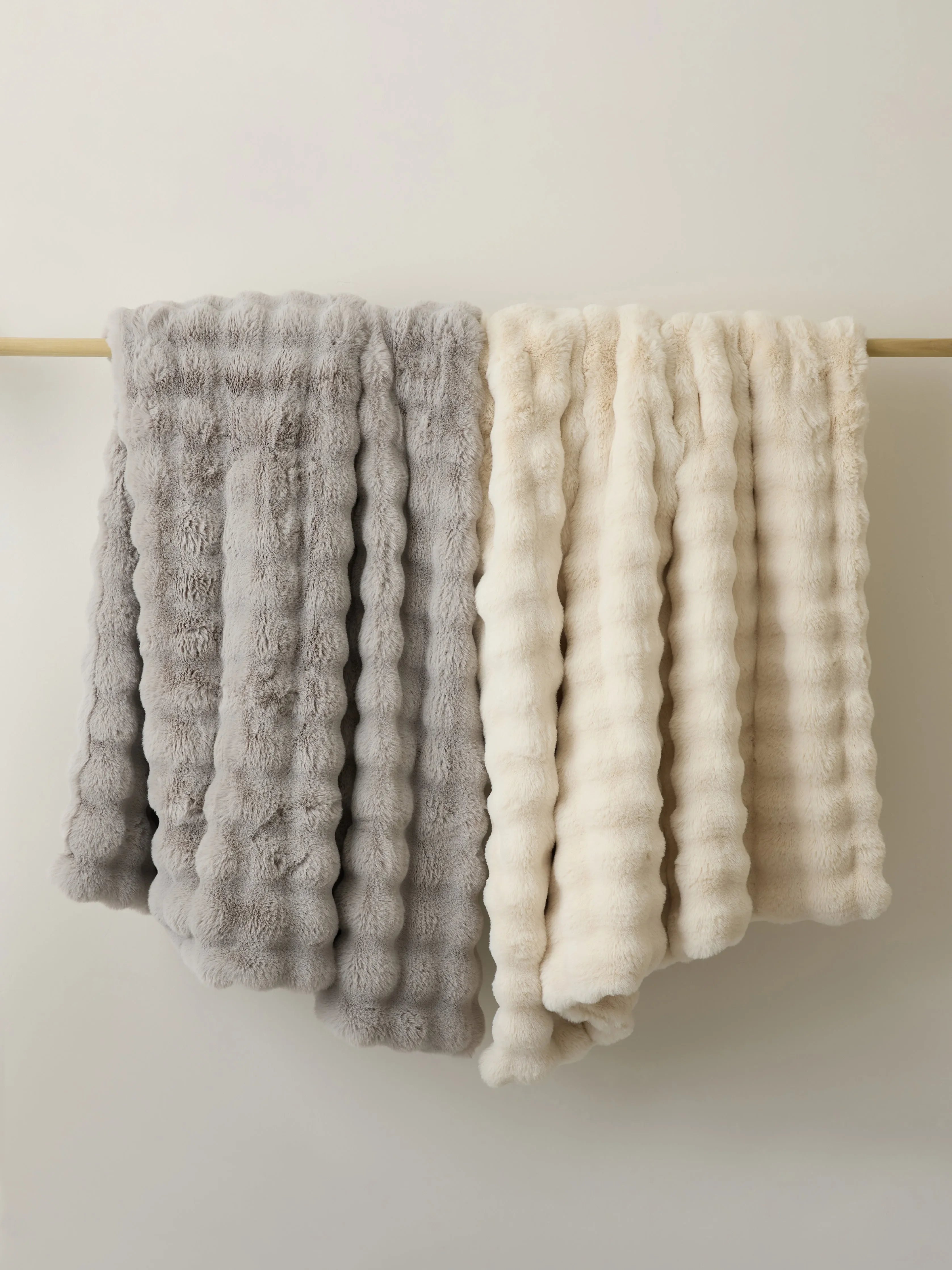 Bubble Cuddle Blanket - The Mayfair Hall