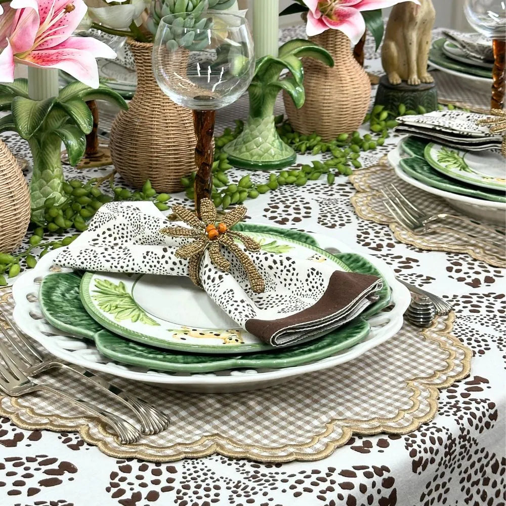 Bettina Placemat in Wheat Gingham with Scalloped Embroidery (Set of 4)