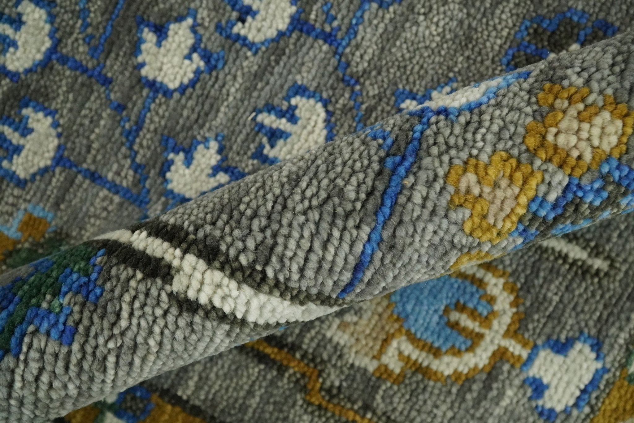 5x8, 6x9, 8x10, 9x12, 10x14 and 12x15 Hand Knotted Charcoal and Ivory Traditional Persian Vintage Heriz Serapi Wool Rug | TRDCP695 - The Rug Decor