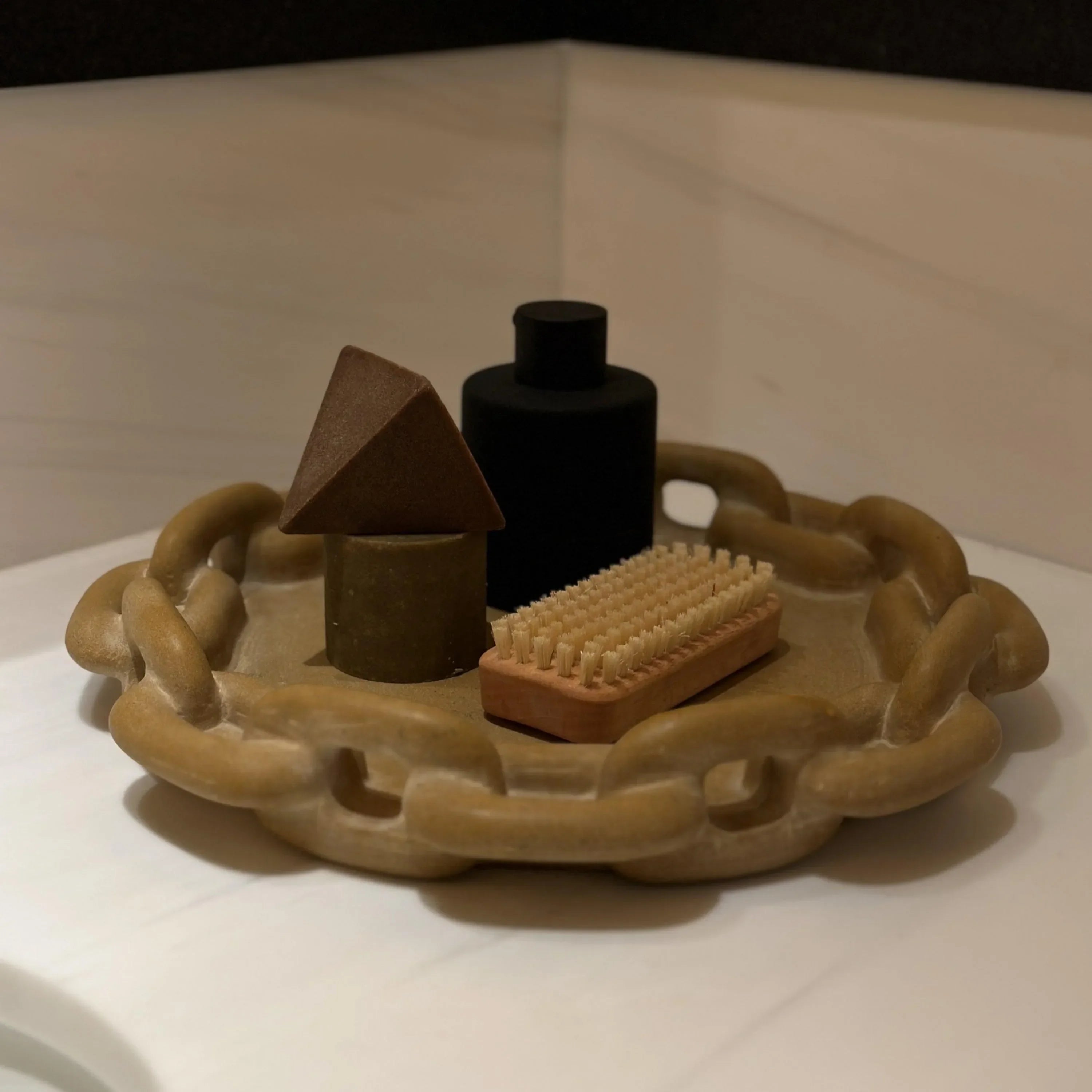 Marble Chain Tray in Honeycomb - The Mayfair Hall