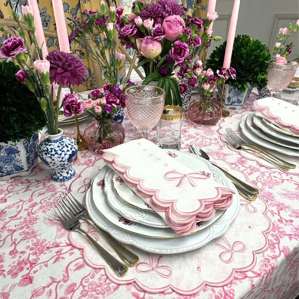 Studio Collection Juliet Bows Linen Napkins White and Pink (Set of 4) - The Mayfair Hall