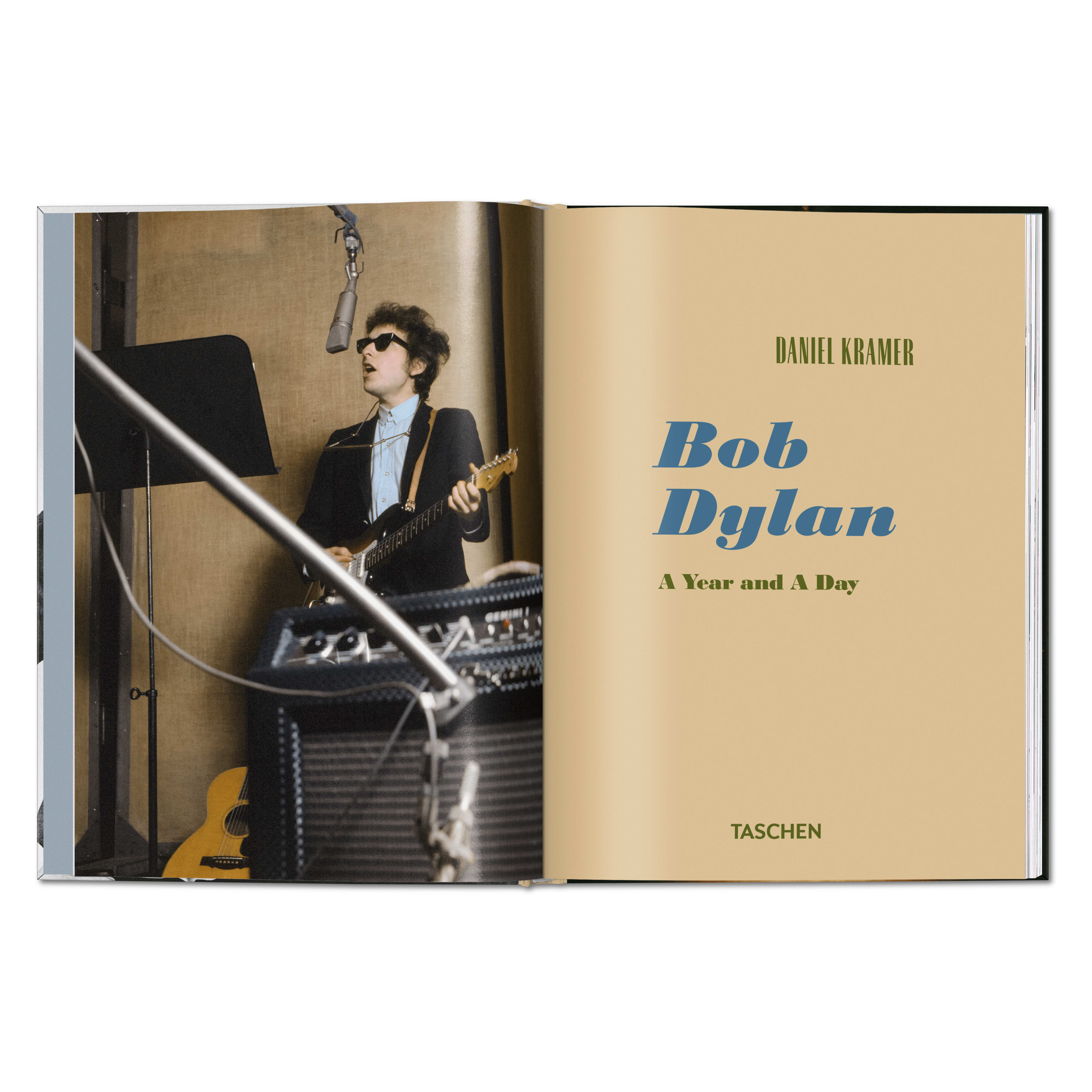 Daniel Kramer. Bob Dylan. A Year and a Day (English)