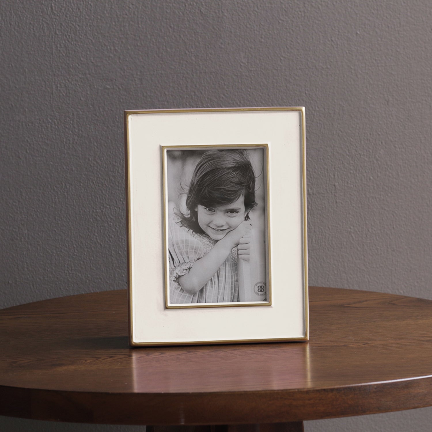 FRAME Encanto Jason 4 x 6 (Cream)