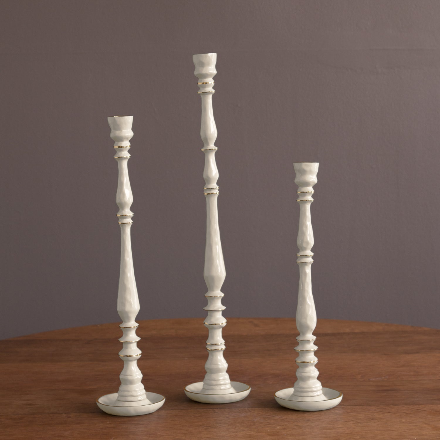 ENCANTO Crosby Medium Candlestick Holder (Cream)