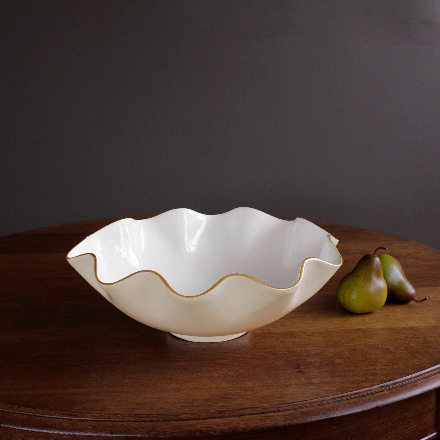ENCANTO Carola Extra Large Bowl (Cream and White)