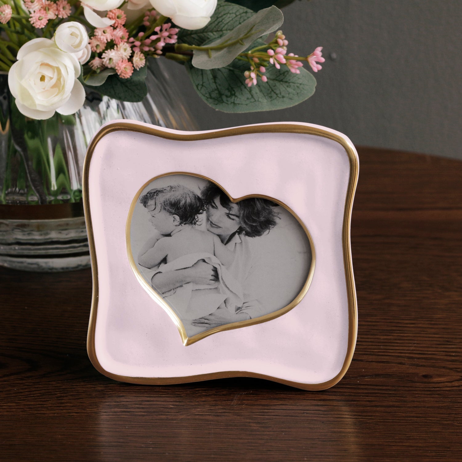 FRAME Encanto Curved Heart 5 x 5 (Camellia)