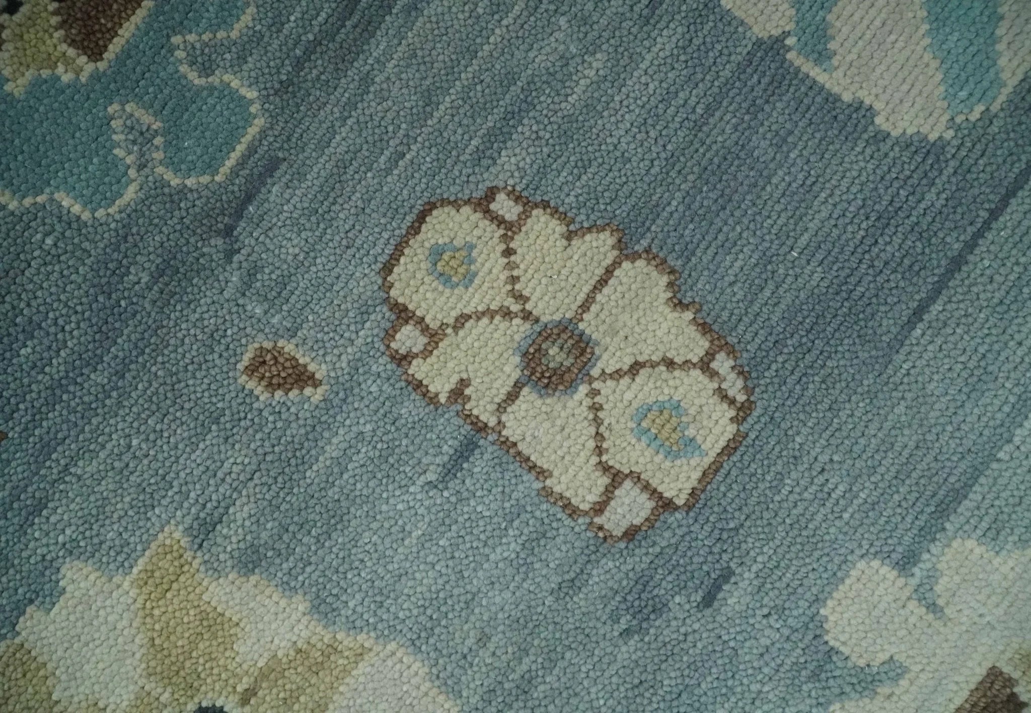 8x10, 9x12, 10x14 and 12x15 Hand Knotted Silver and Beige Traditional Oushak Vintage Wool Rug | NT40 - The Rug Decor