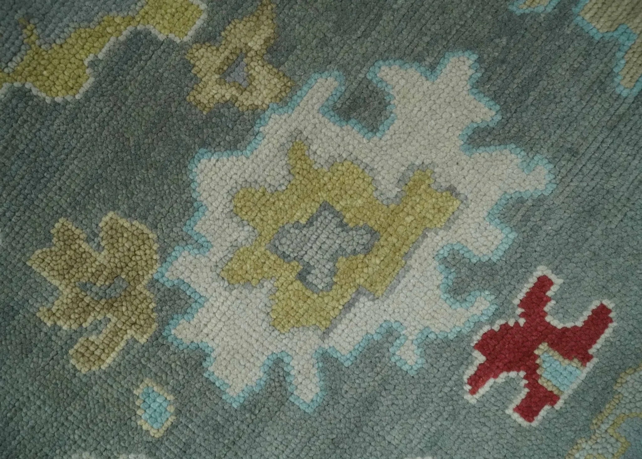 8x10, 9x12, 10x14 and 12x15 Hand Knotted Silver and Beige Traditional Persian Oushak Wool Rug | NT18 - The Rug Decor