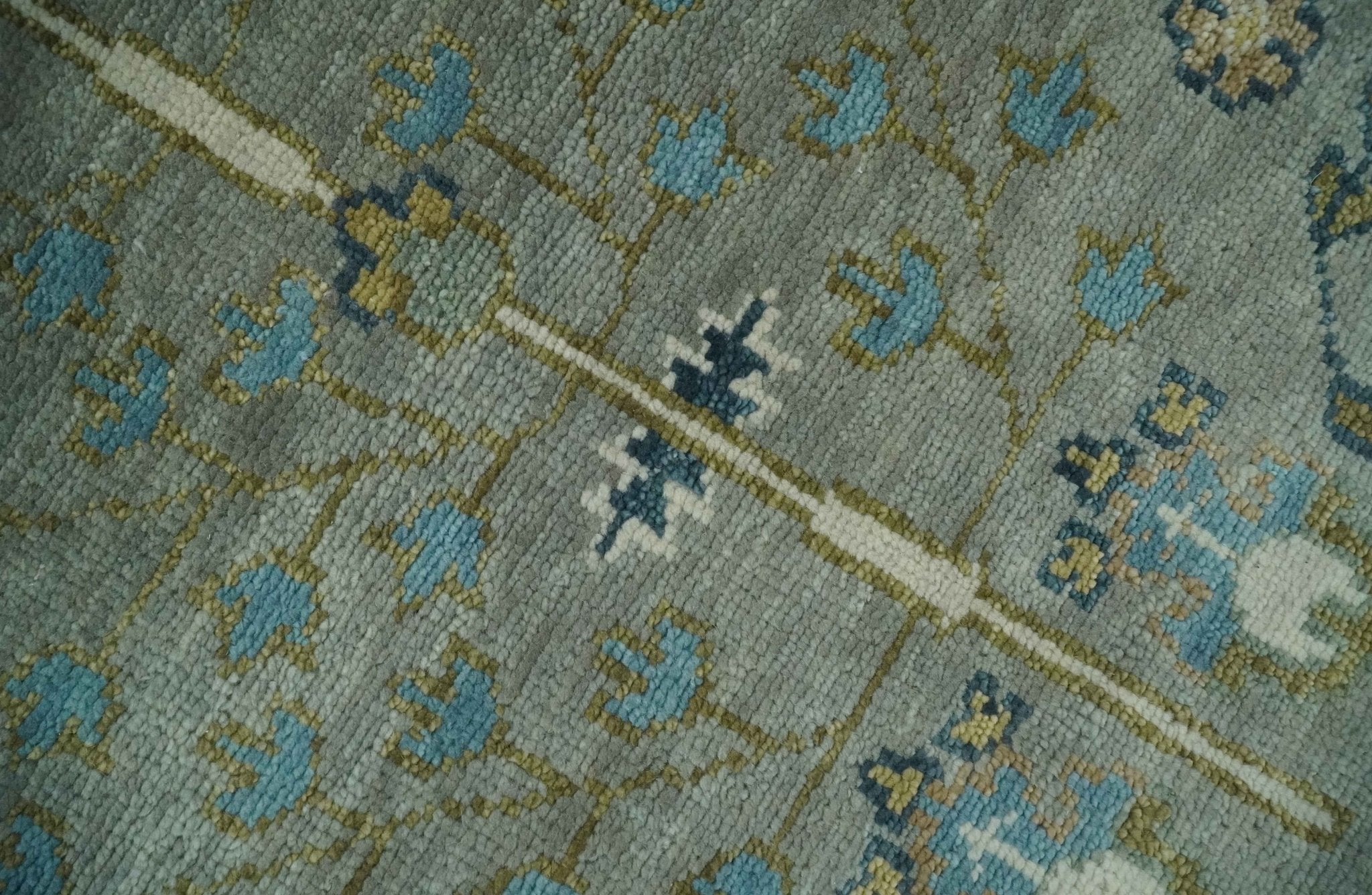 8x10, 9x12, 10x14 and 12x15 Hand Knotted Silver, Ivory and Beige Traditional Persian Vintage Wool Rug | TRDCP1372 - The Rug Decor