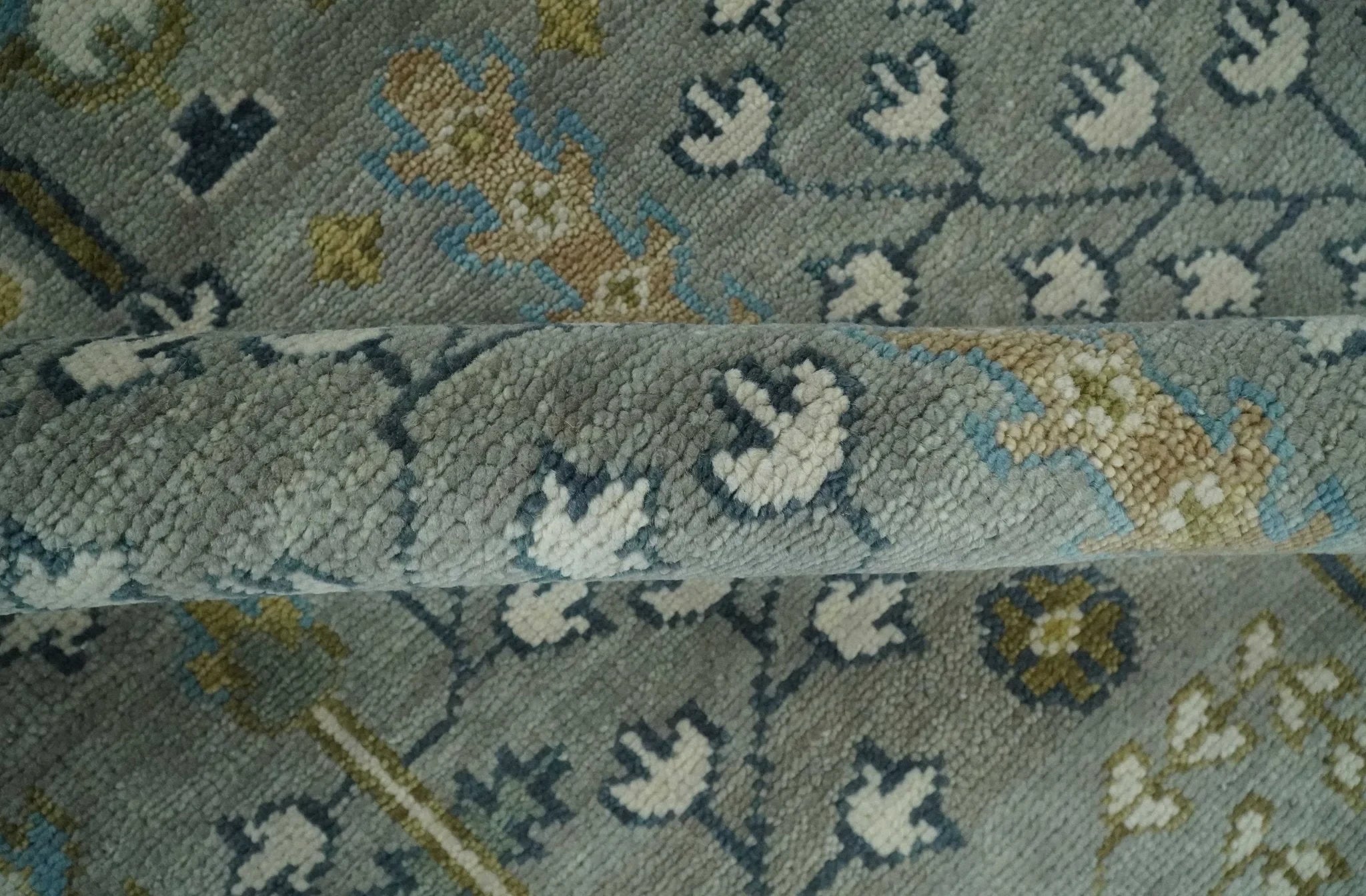 8x10, 9x12, 10x14 and 12x15 Hand Knotted Silver, Ivory and Beige Traditional Persian Vintage Wool Rug | TRDCP1372 - The Rug Decor