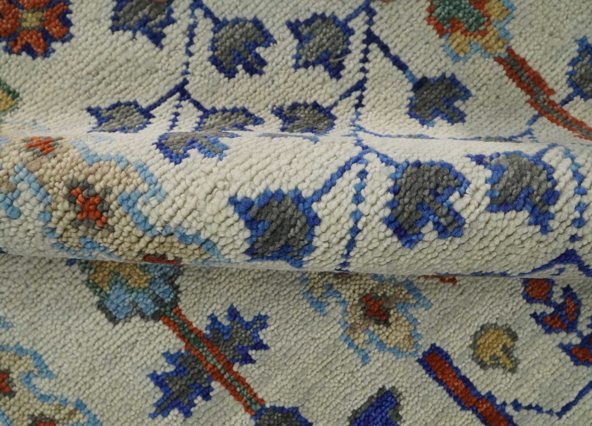 8x10 Hand Knotted Antique Ivory, Blue and Gray Traditional Persian Vintage Oushak Wool Rug | TRDCP712 - The Rug Decor