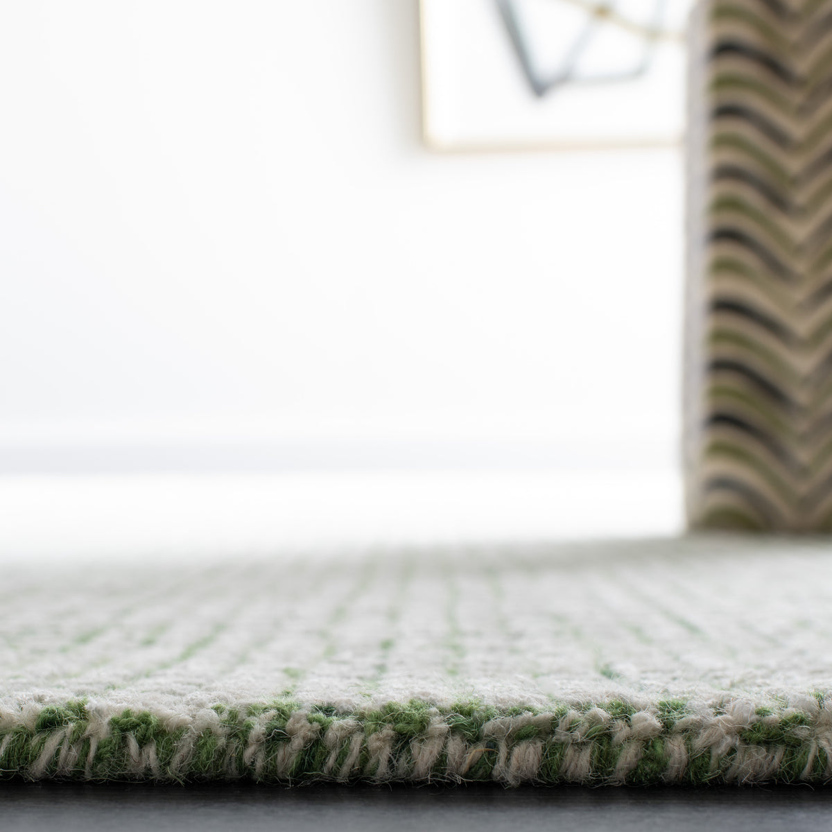 Abstract Modern Hand Tufted Area Rug in Ivory and Green