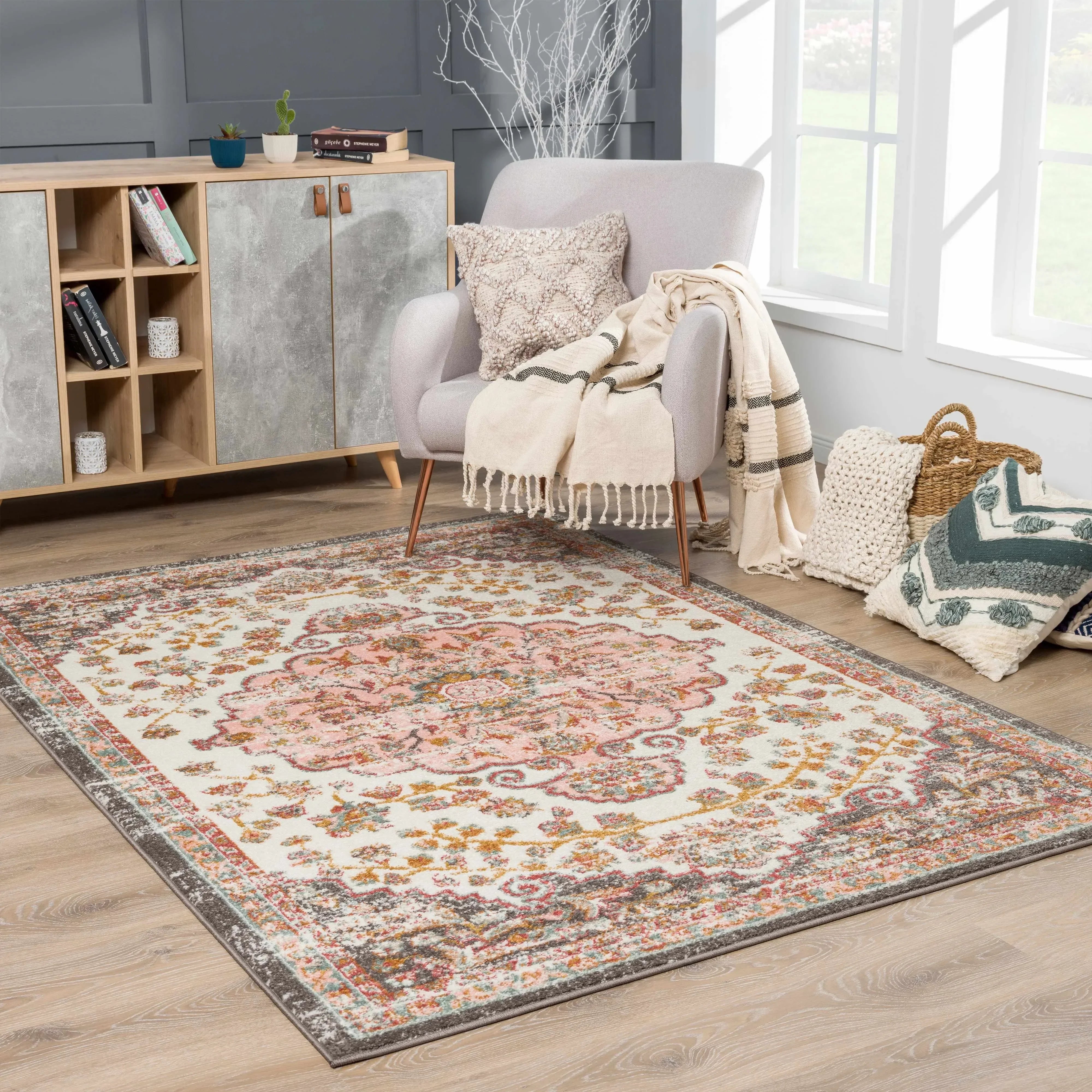 Oark Floral Medallion Area Rug - The Mayfair Hall