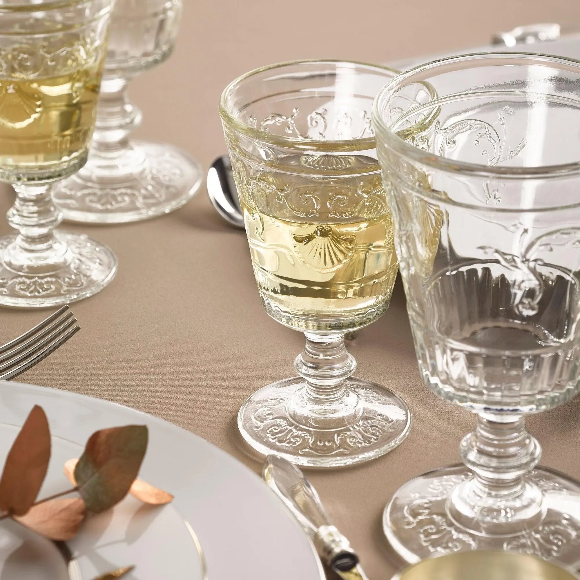 Versailles Wine Glass (Set of 6) - The Mayfair Hall