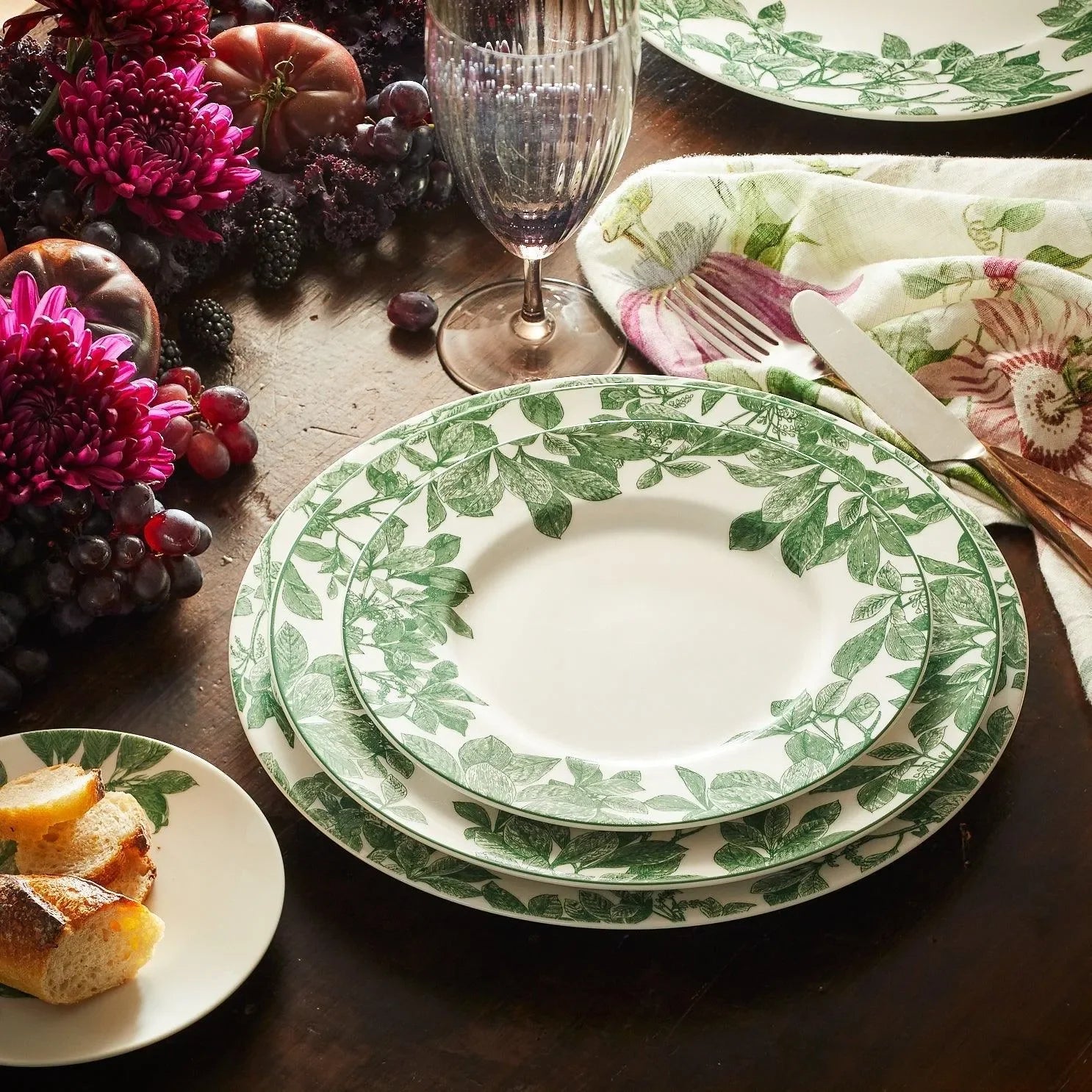 Arbor Porcelain Dinner Plate - The Mayfair Hall