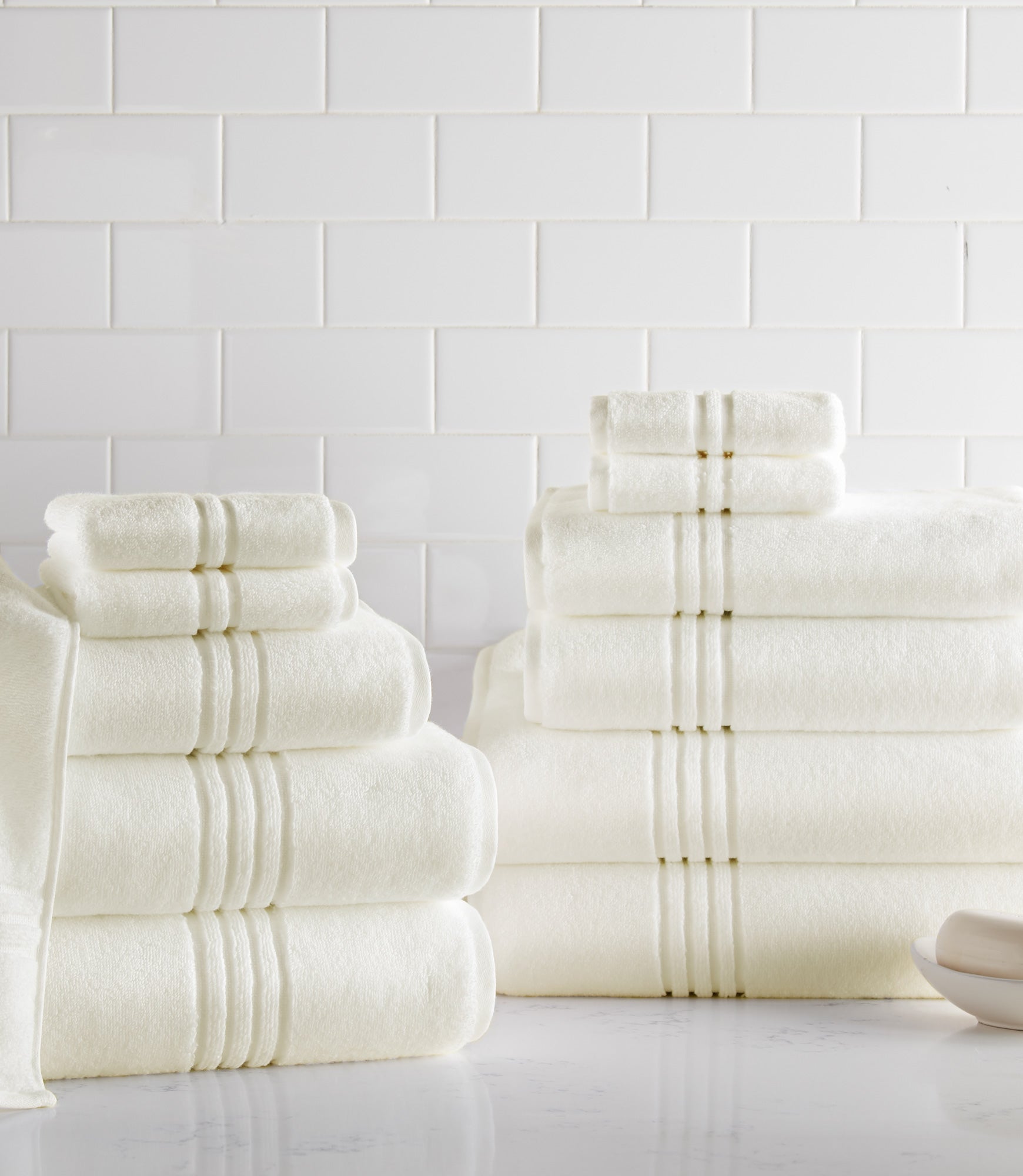 Chelsea Plush Bath Towel Bundle