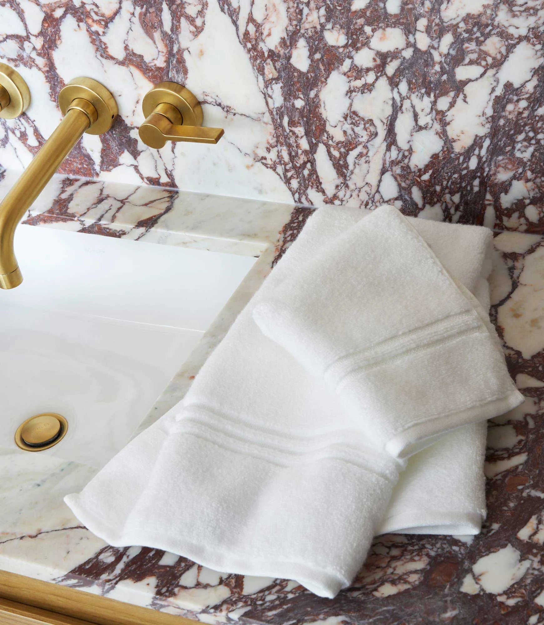 Chelsea Cotton Bath Towel With a Wide-ribbed Dobby