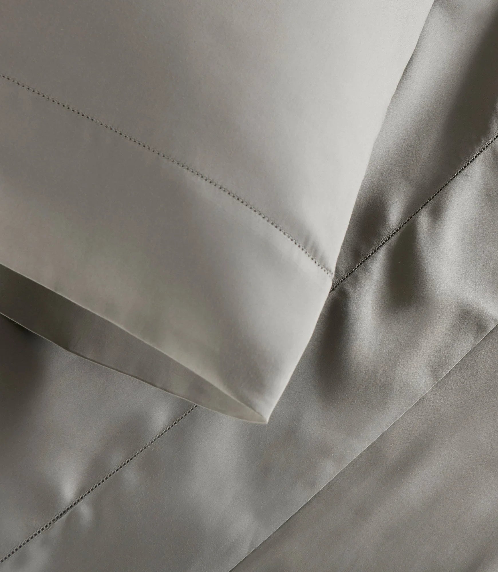 Clara Sateen Sheet Set