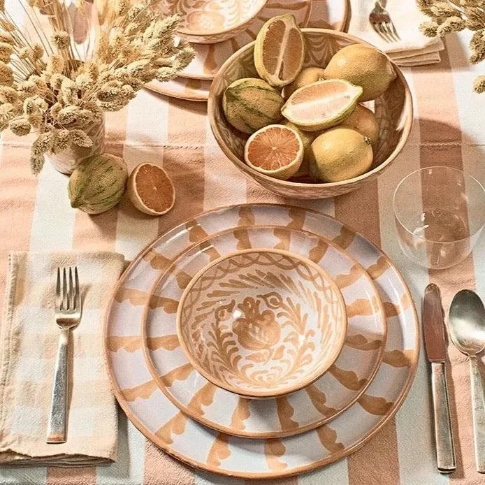 Dinner plate with candy cane stripes - The Mayfair Hall