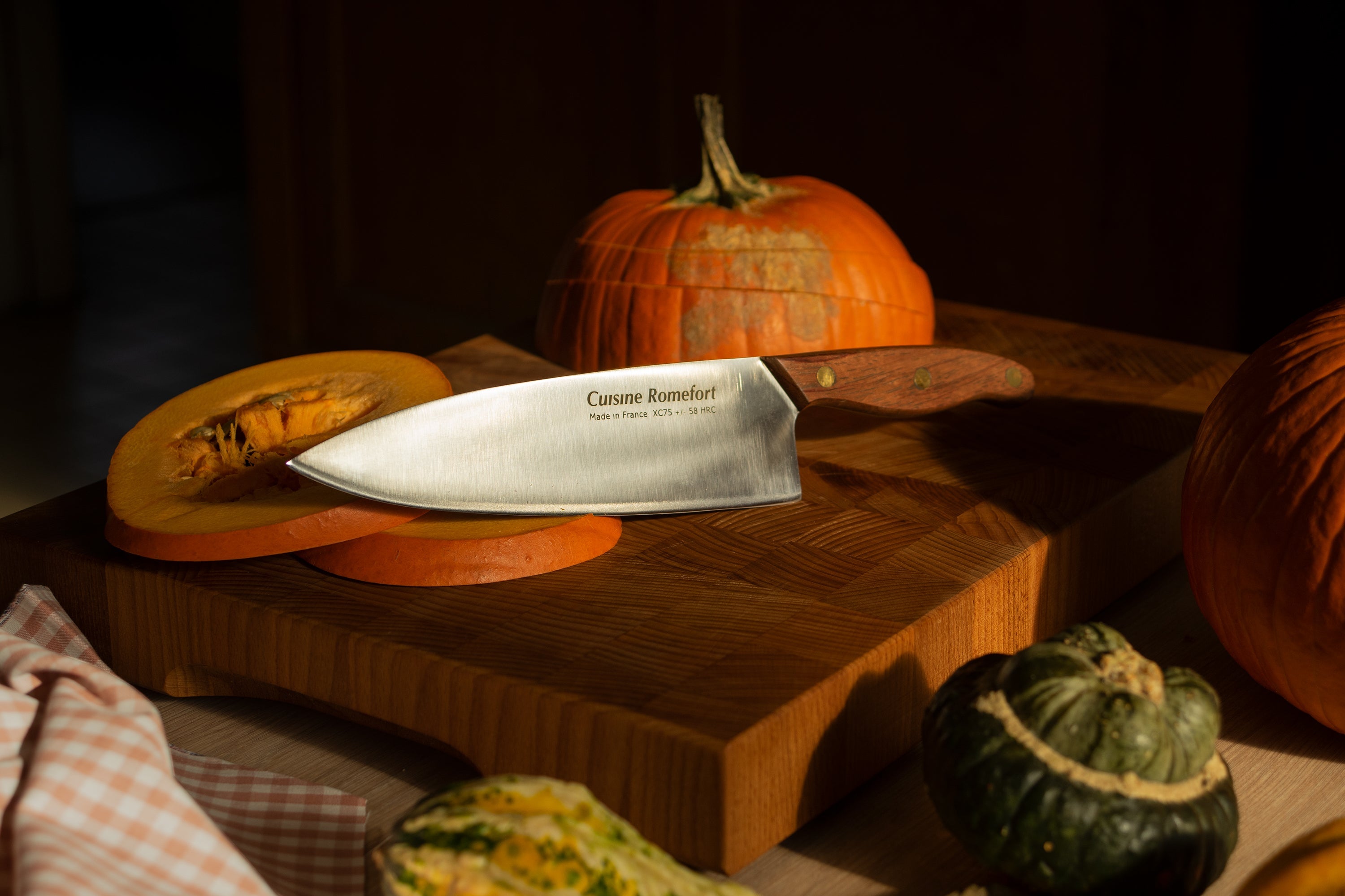 Chef knife carbon steel XC75 8.7 inches blade with leather sheath