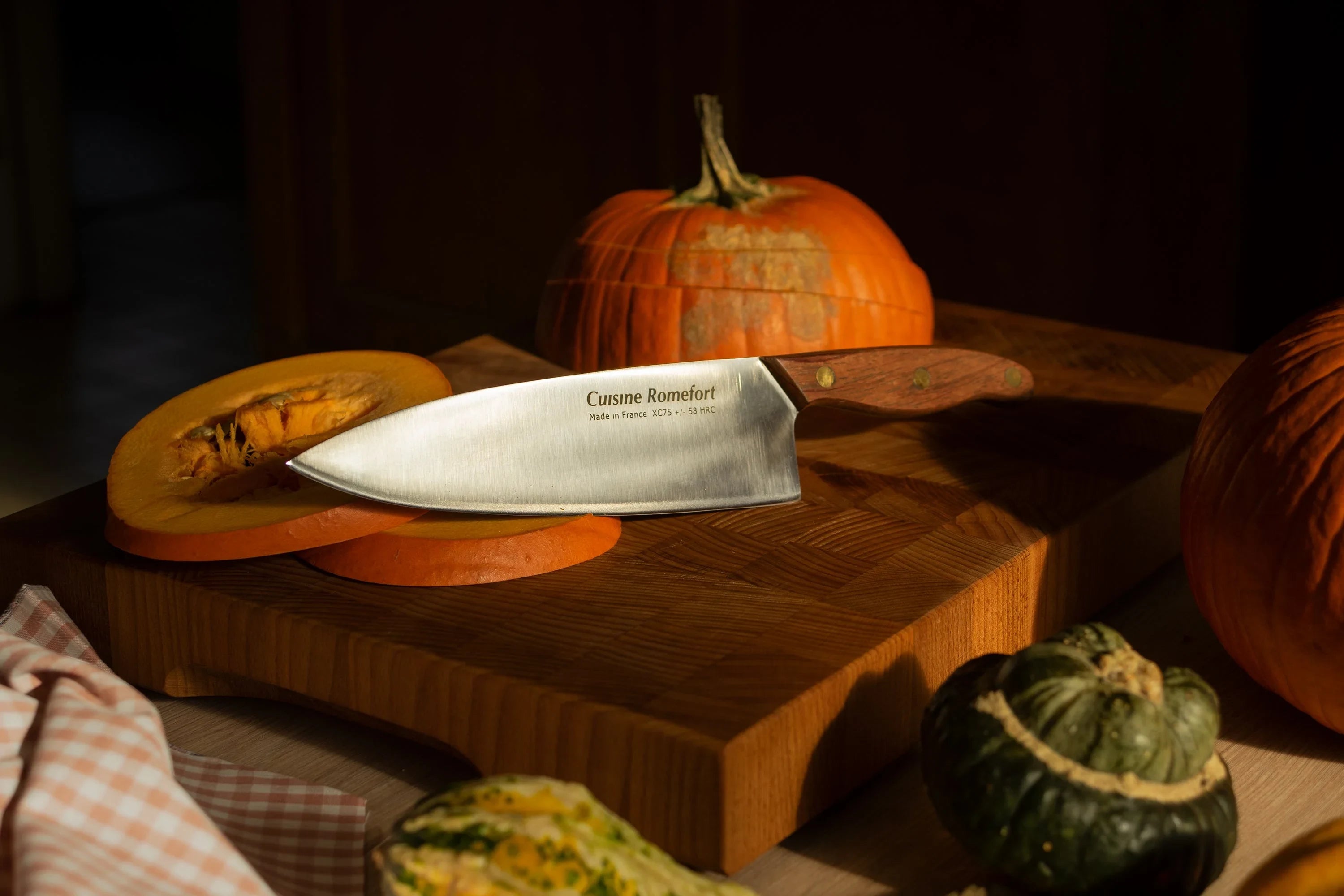 Chef knife carbon steel XC75 8.7 inches blade with leather sheath