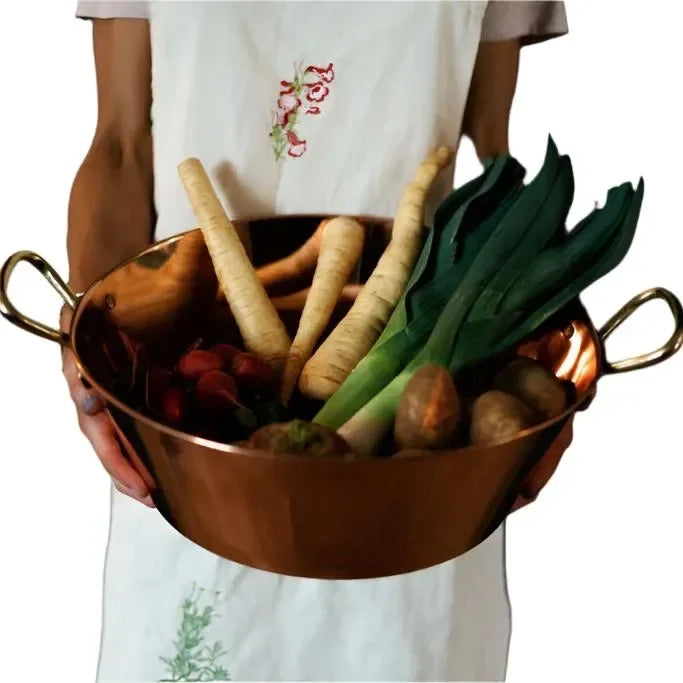 Large Copper English Tub - The Mayfair Hall